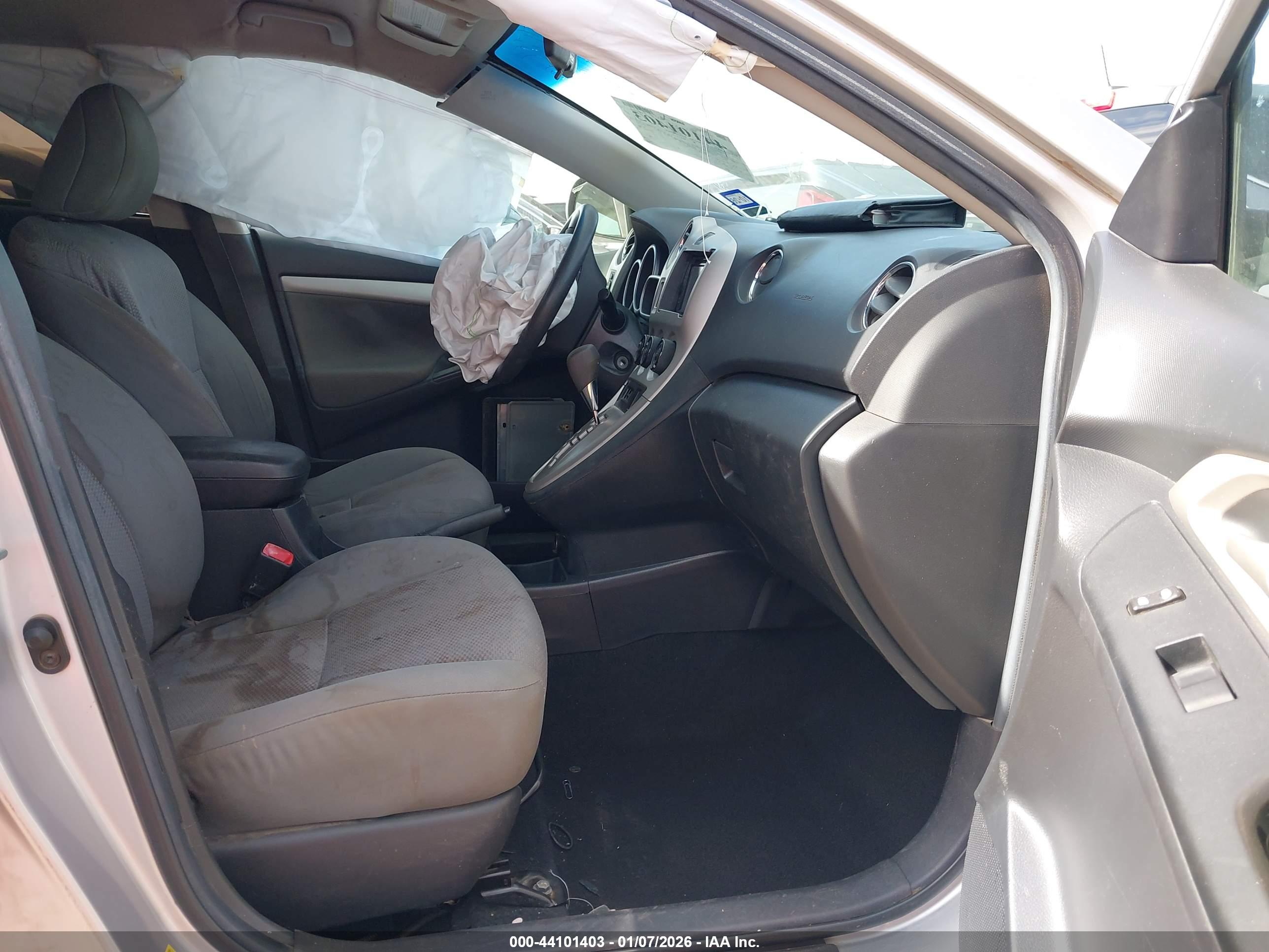 TOYOTA MATRIX image 5