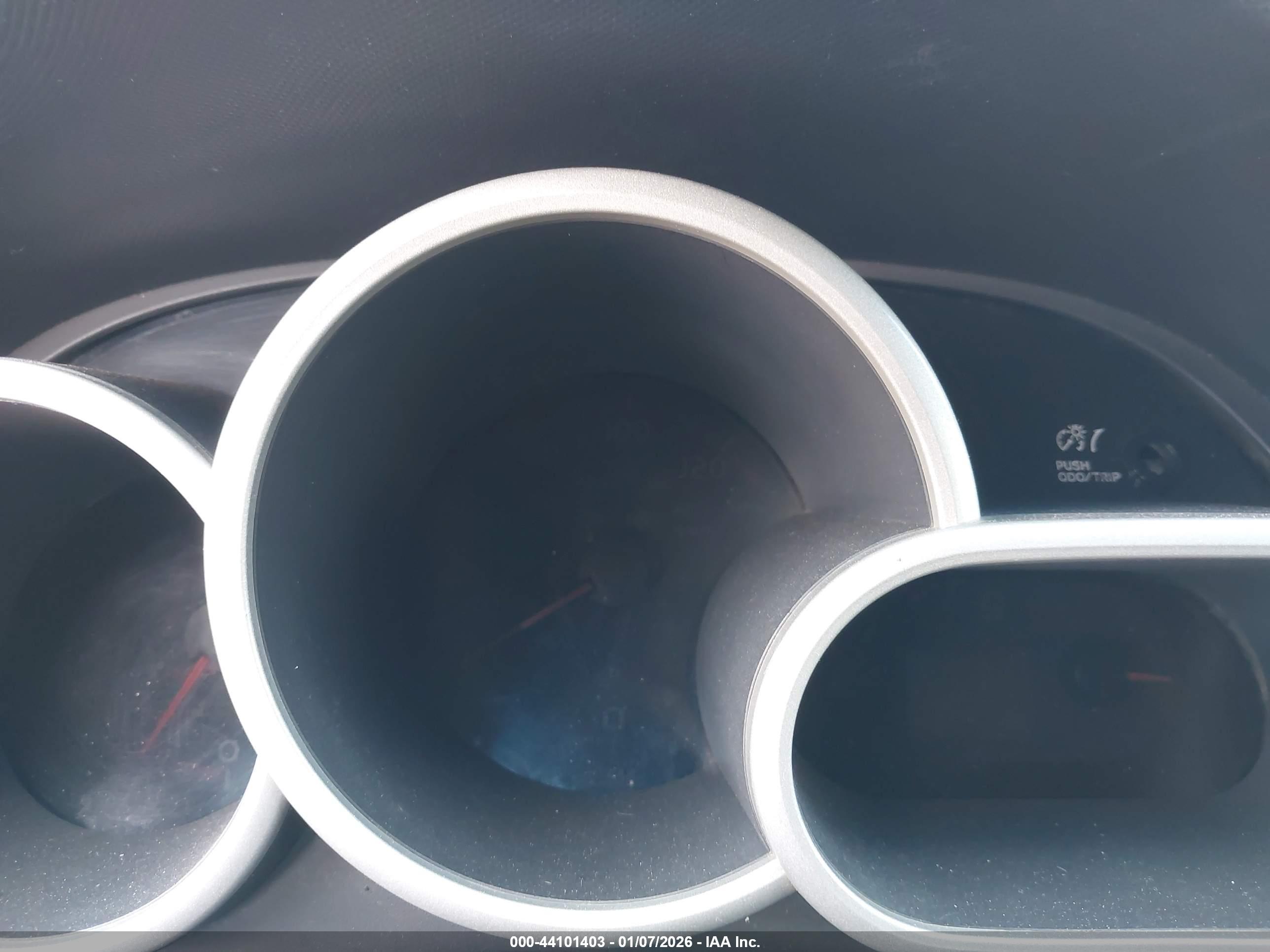 TOYOTA MATRIX image 7