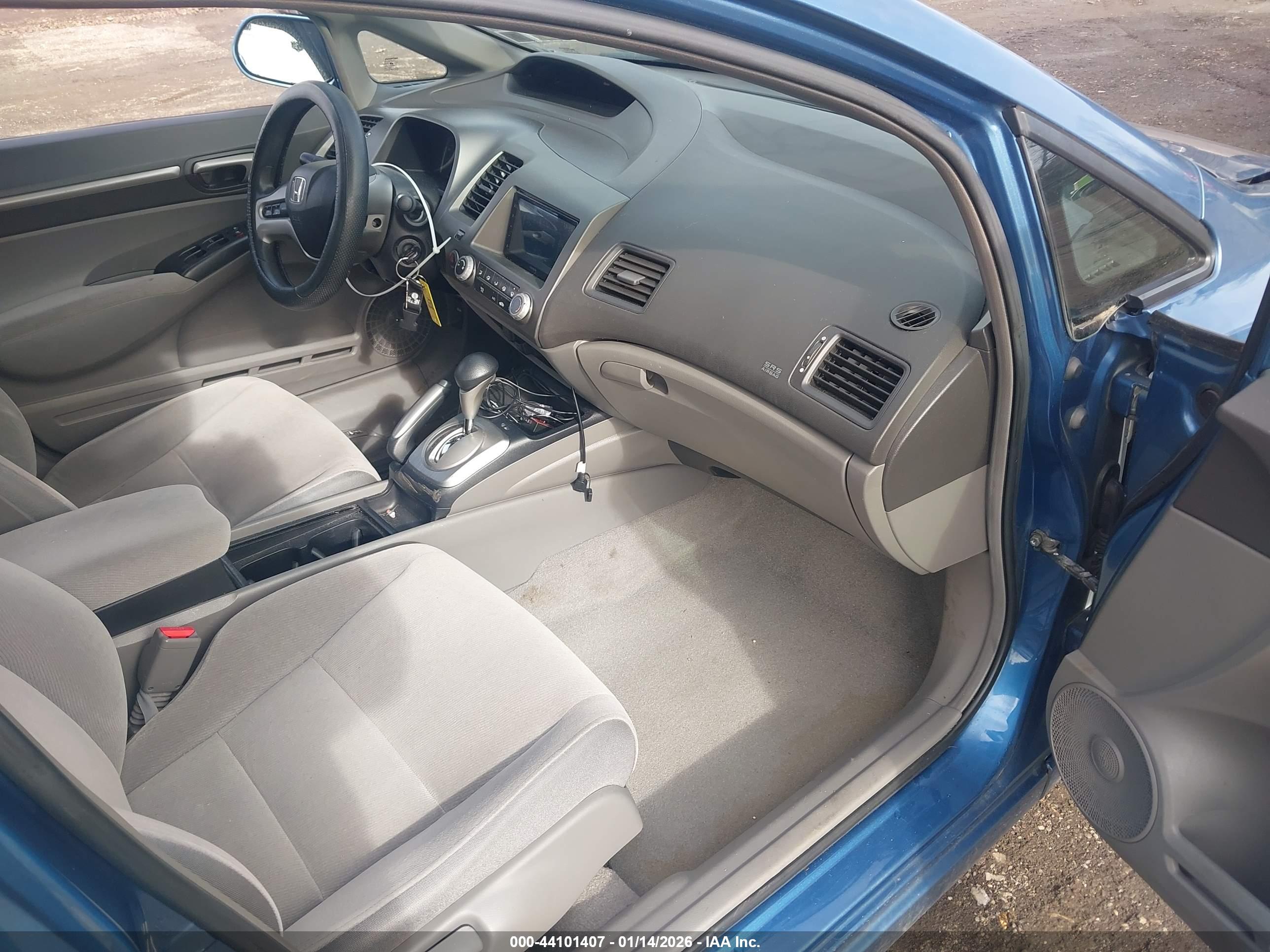 HONDA CIVIC image 5