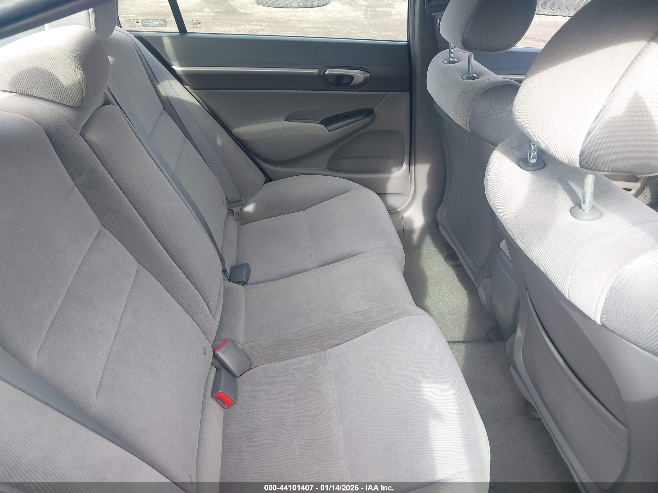 HONDA CIVIC image 8