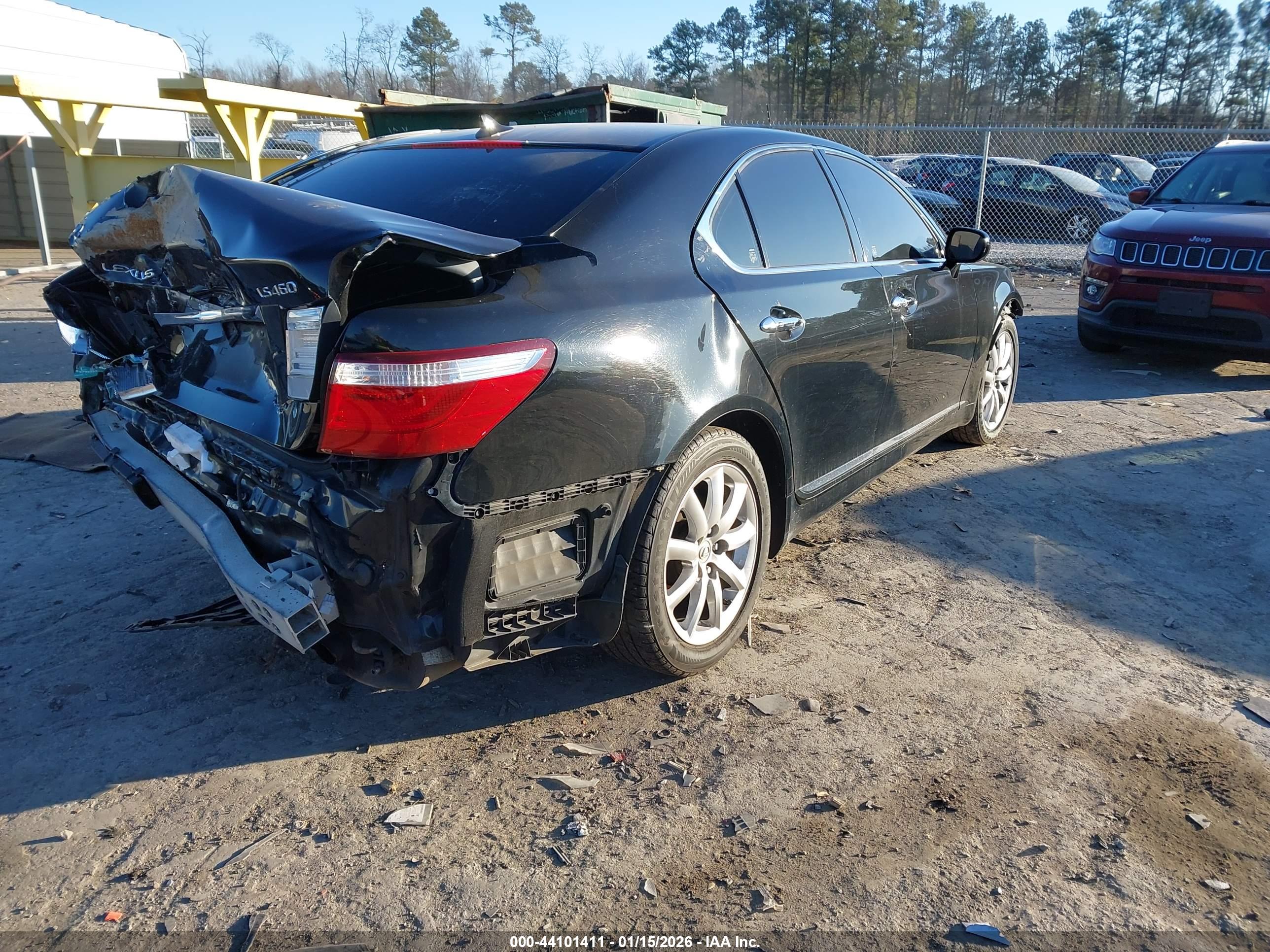 LEXUS LS image 4