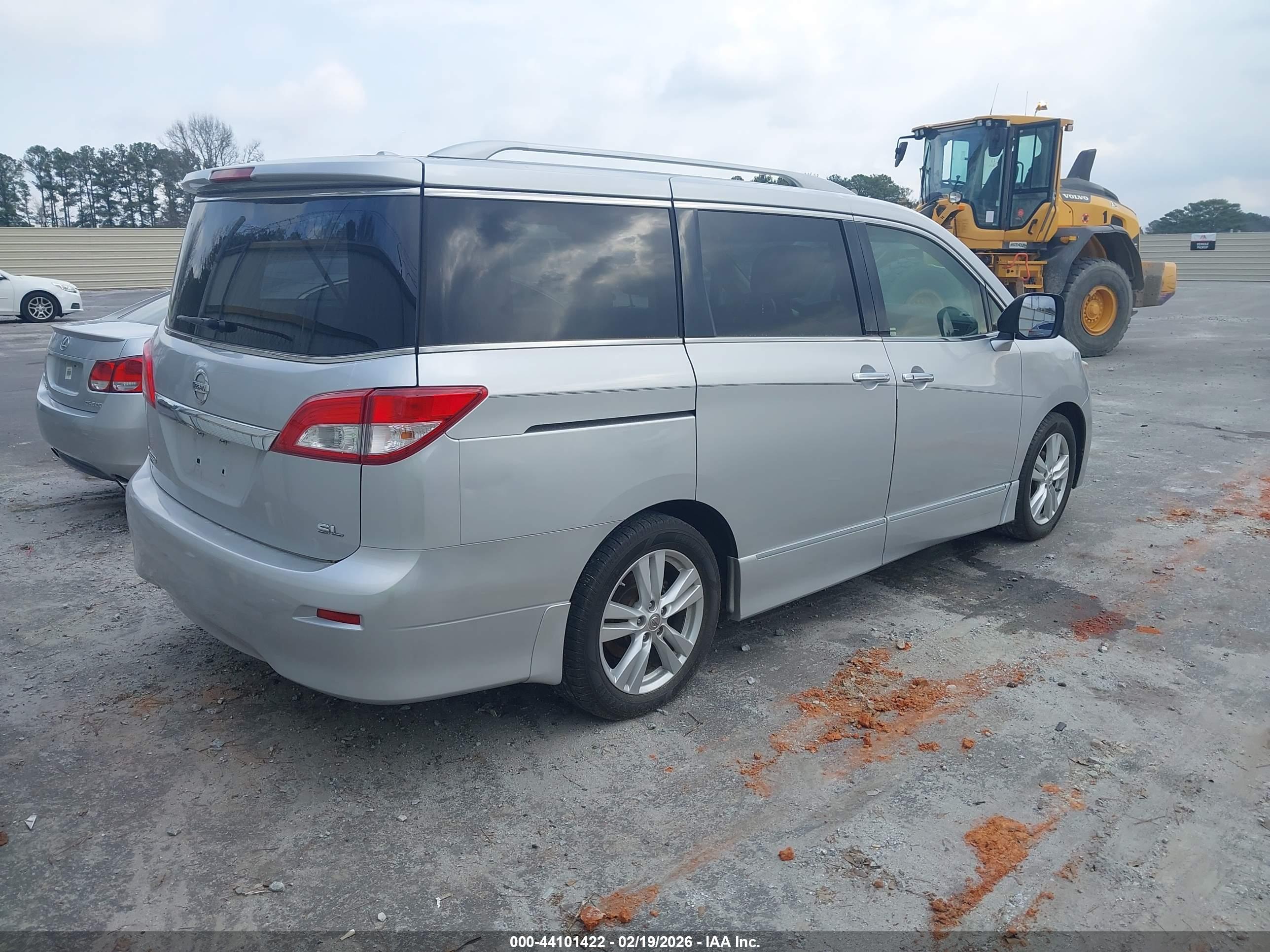 NISSAN QUEST image 4