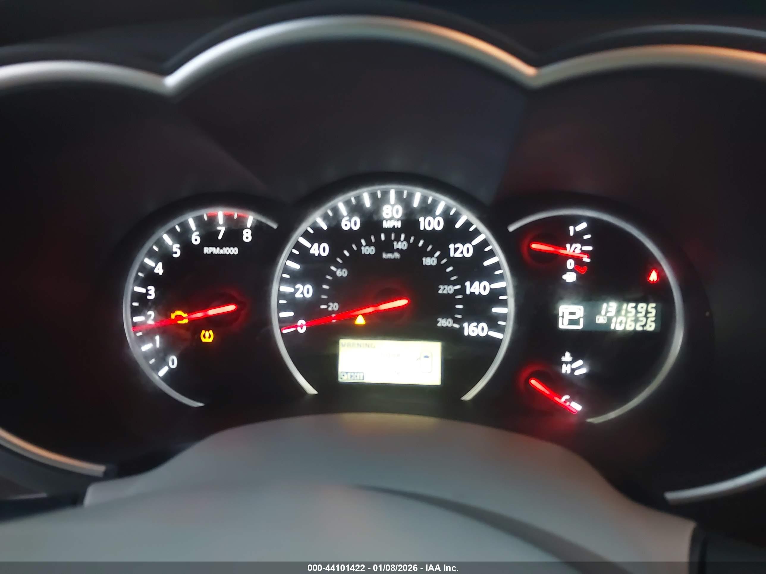 NISSAN QUEST image 7