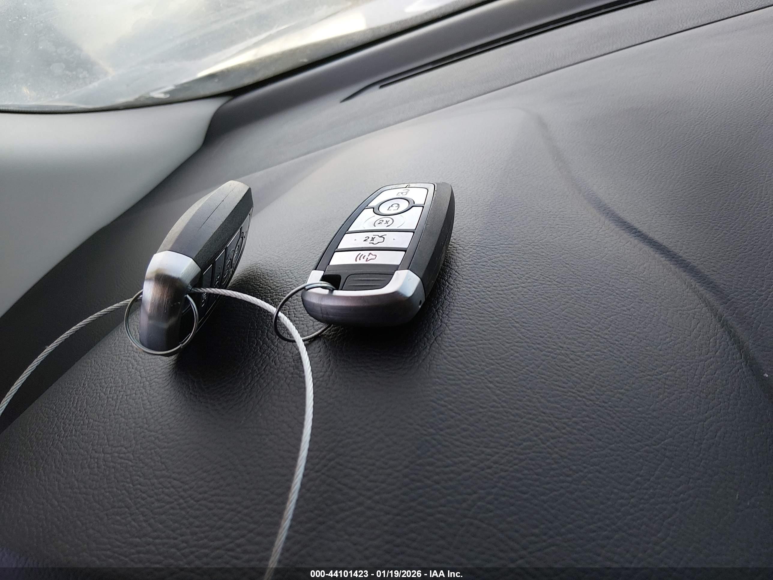FORD EDGE image 11