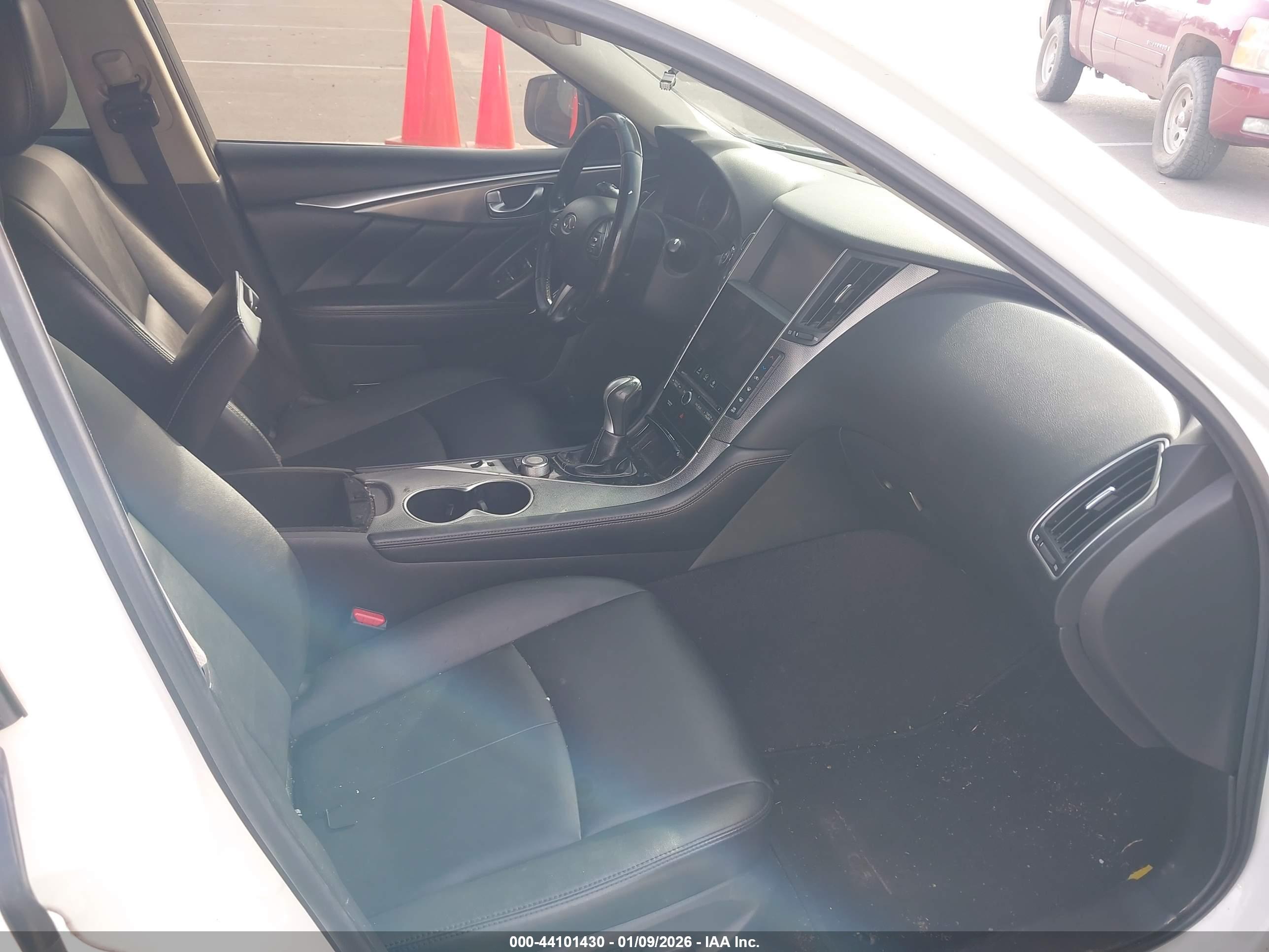 INFINITI Q50 image 5