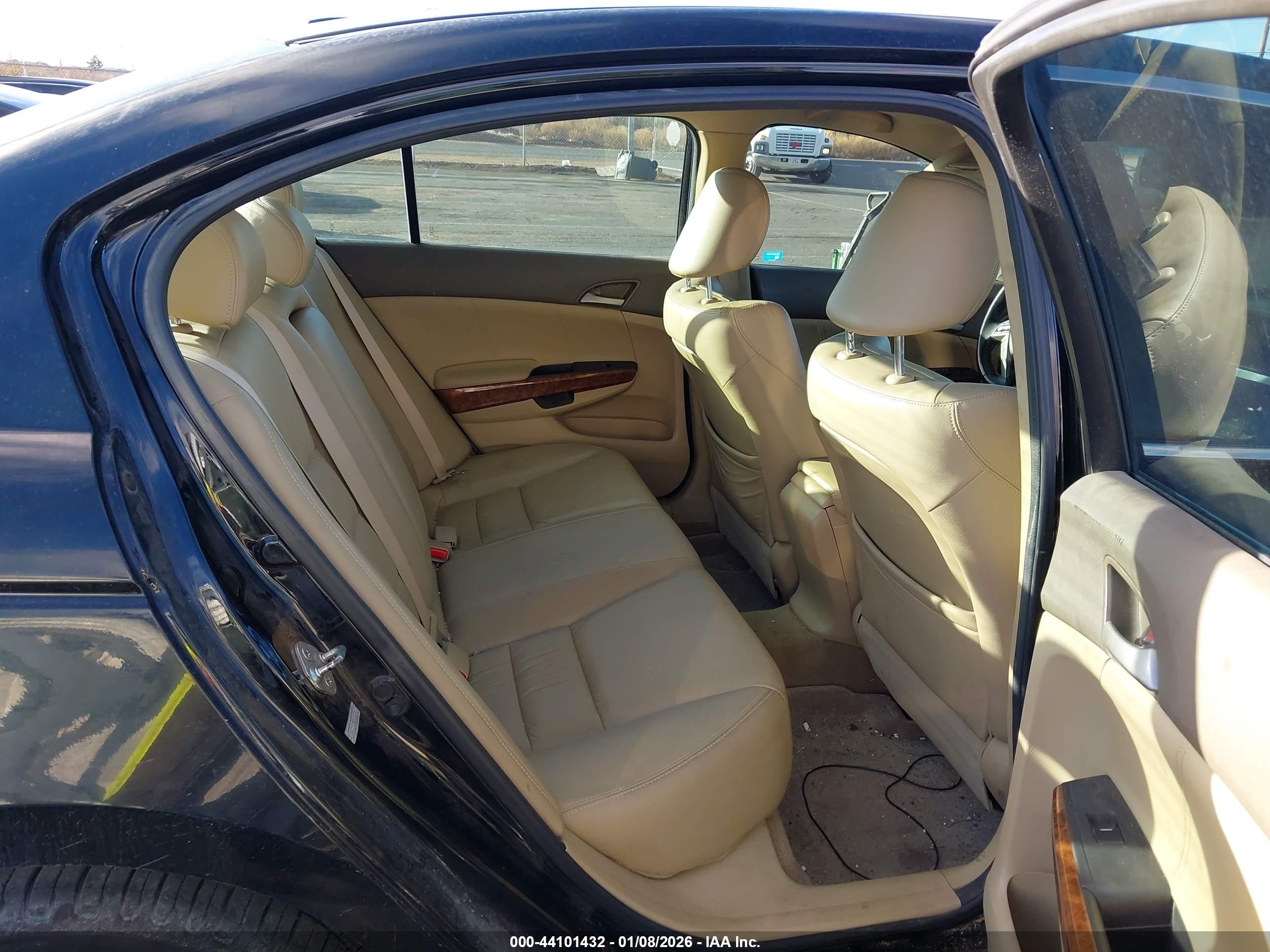 HONDA ACCORD image 8