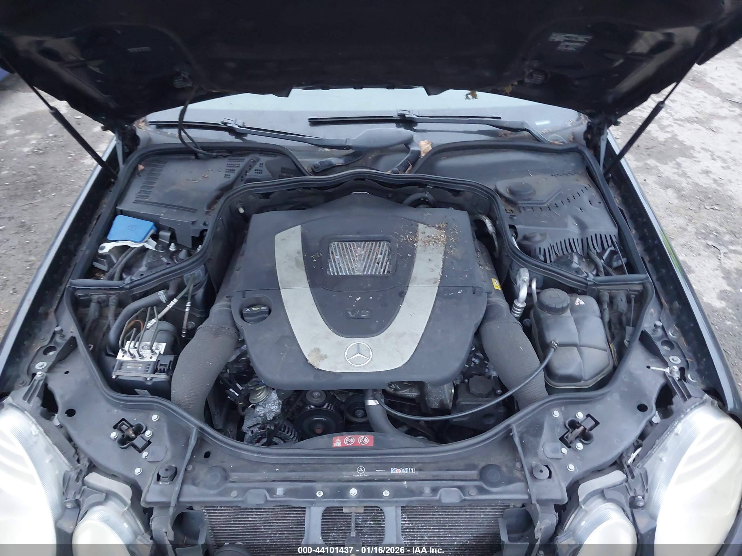 MERCEDES-BENZ E image 10