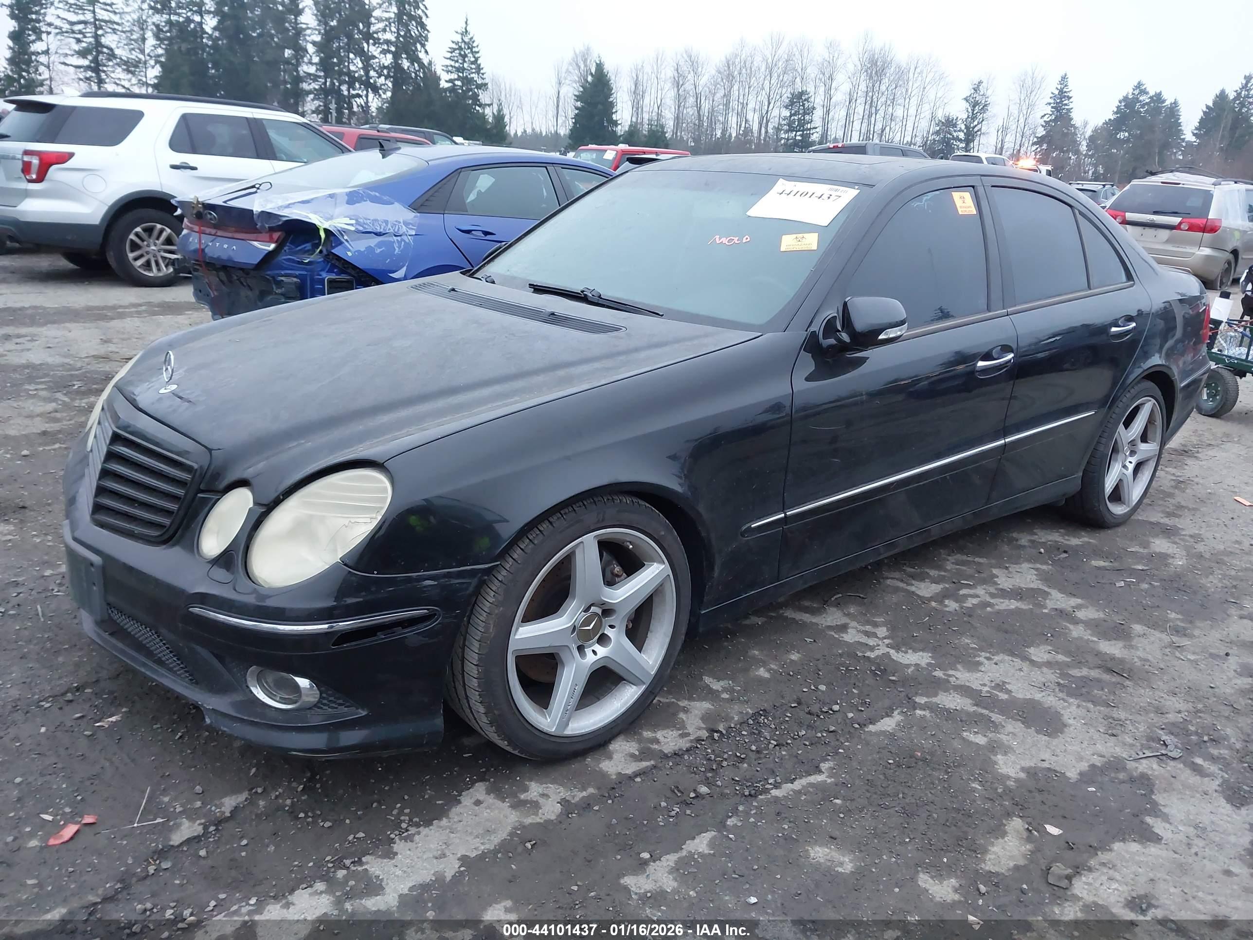 MERCEDES-BENZ E image 2