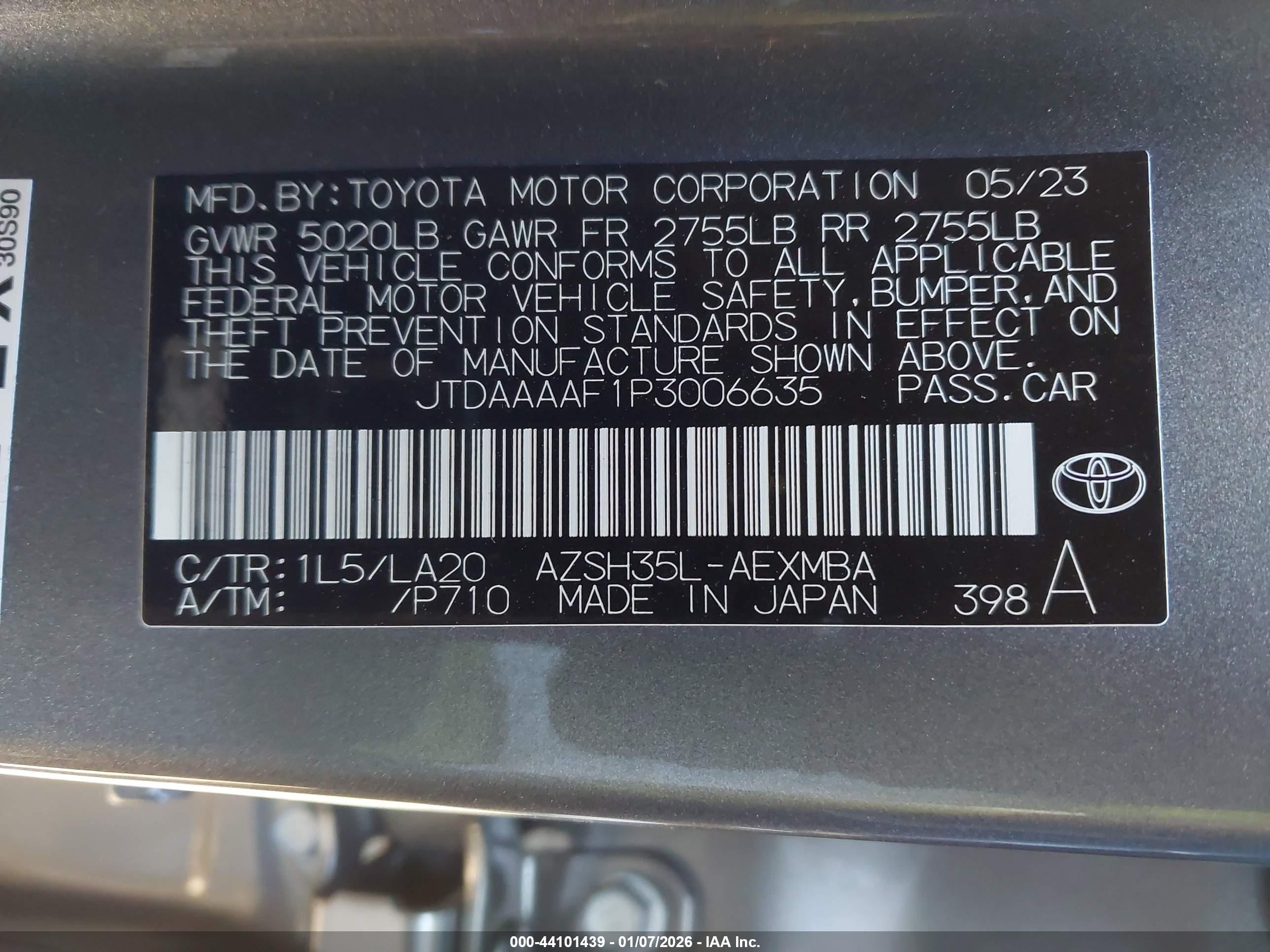 TOYOTA CROWN image 9