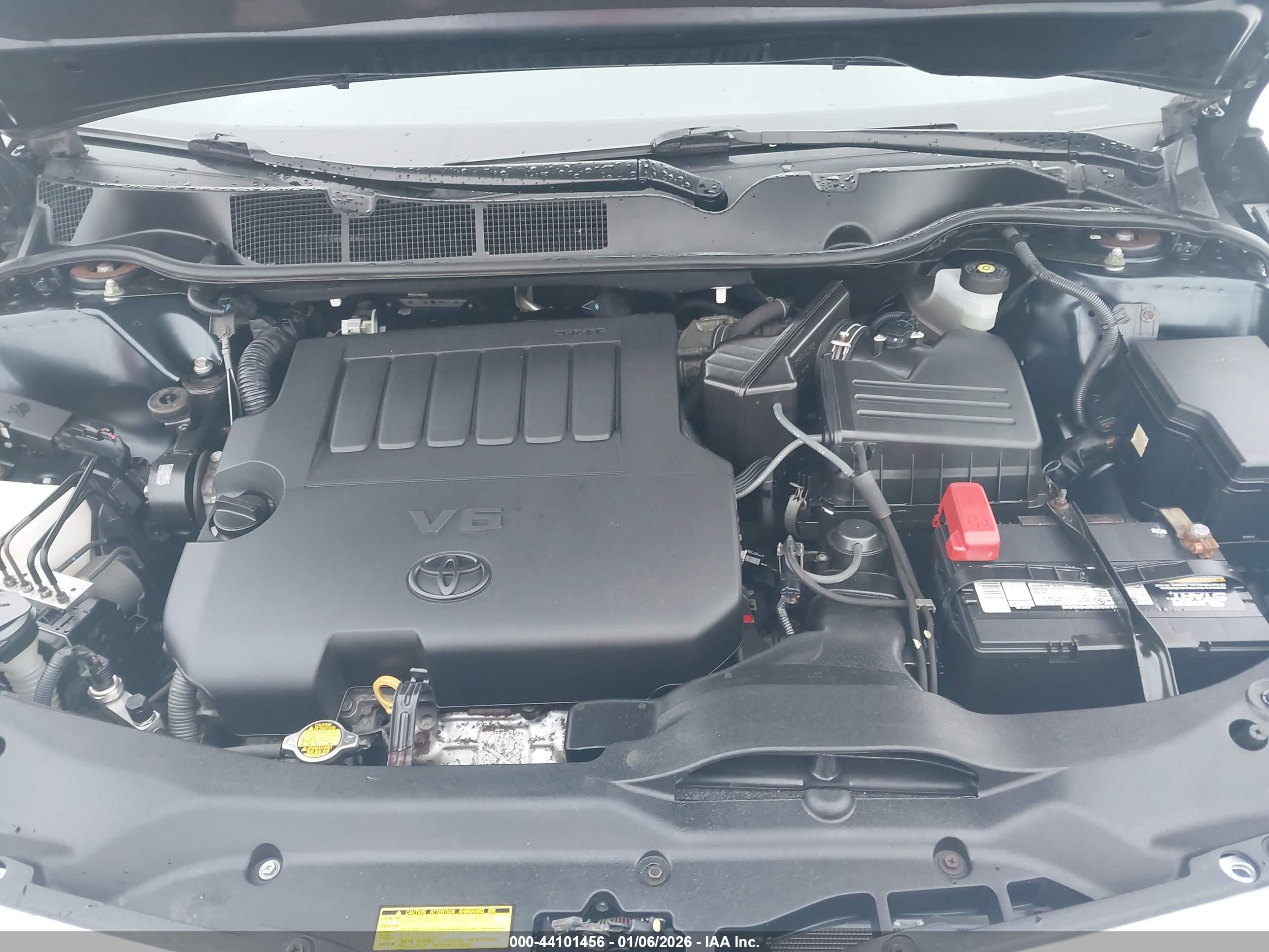 TOYOTA VENZA image 10