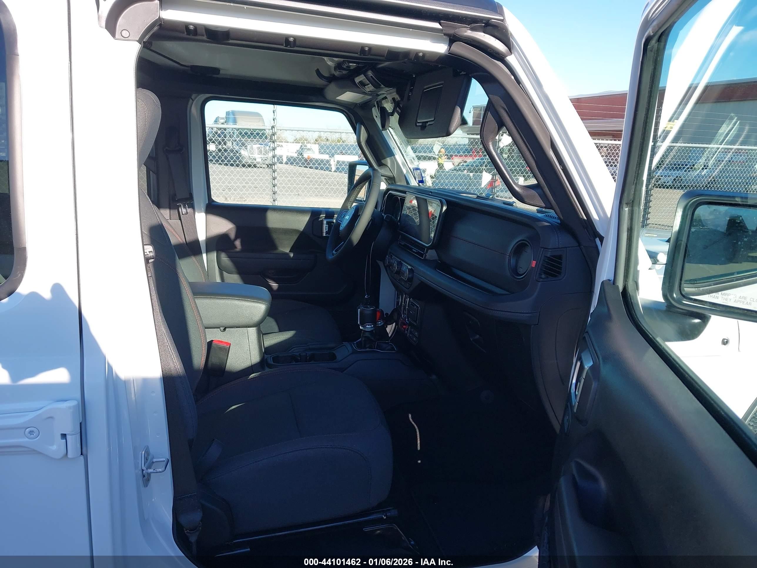 JEEP GLADIATOR image 5