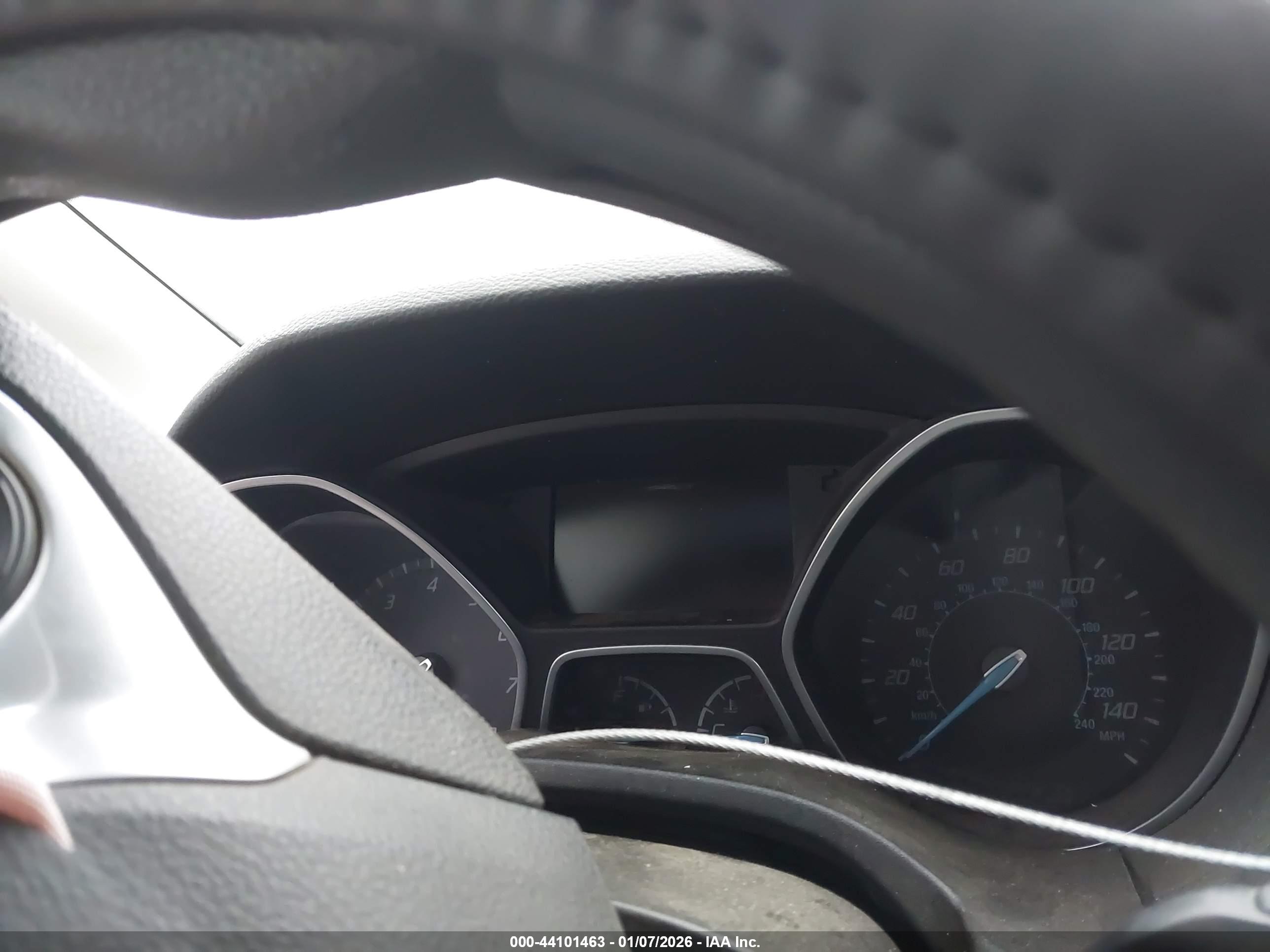 FORD FOCUS image 7