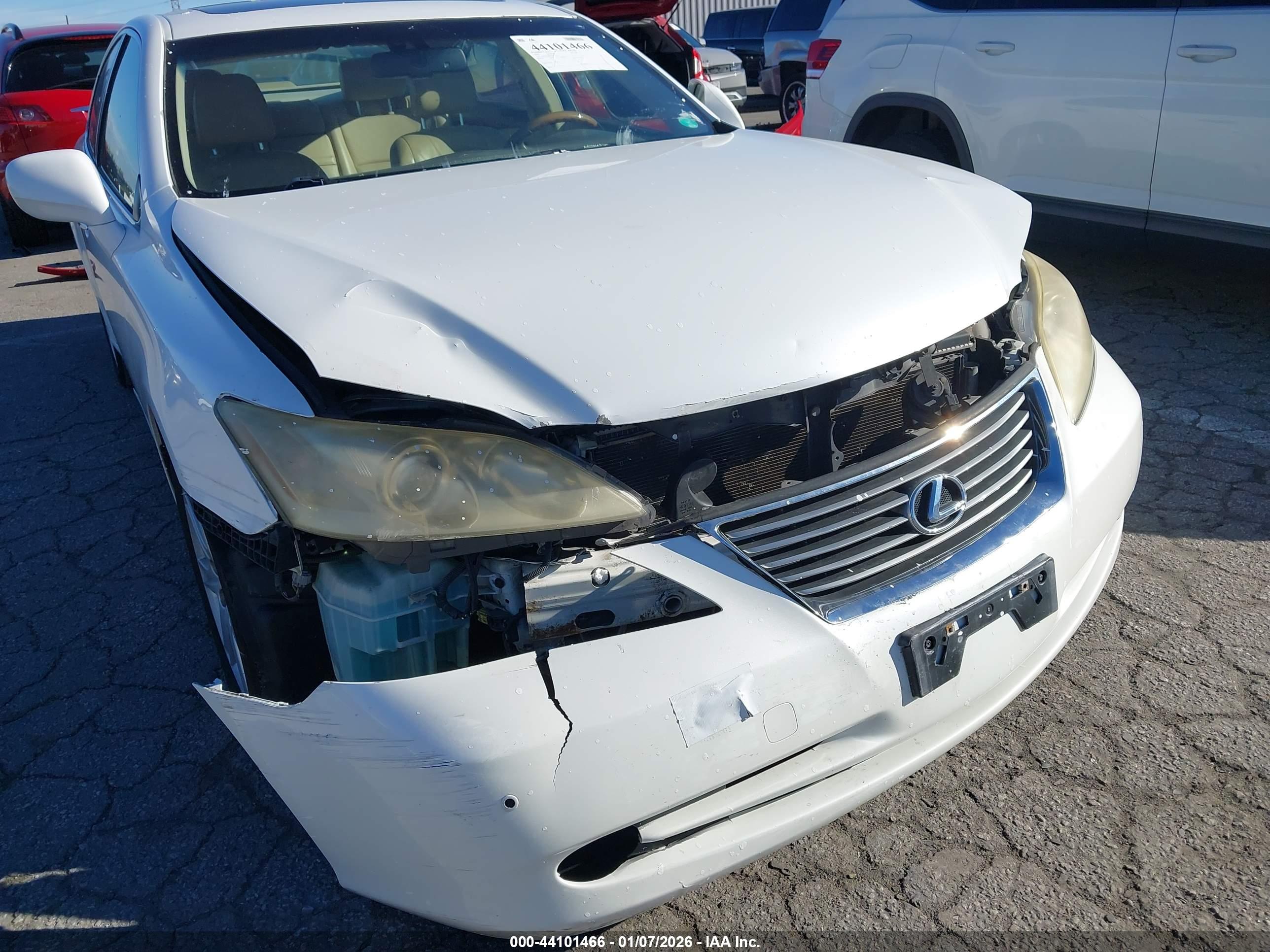 LEXUS ES image 6