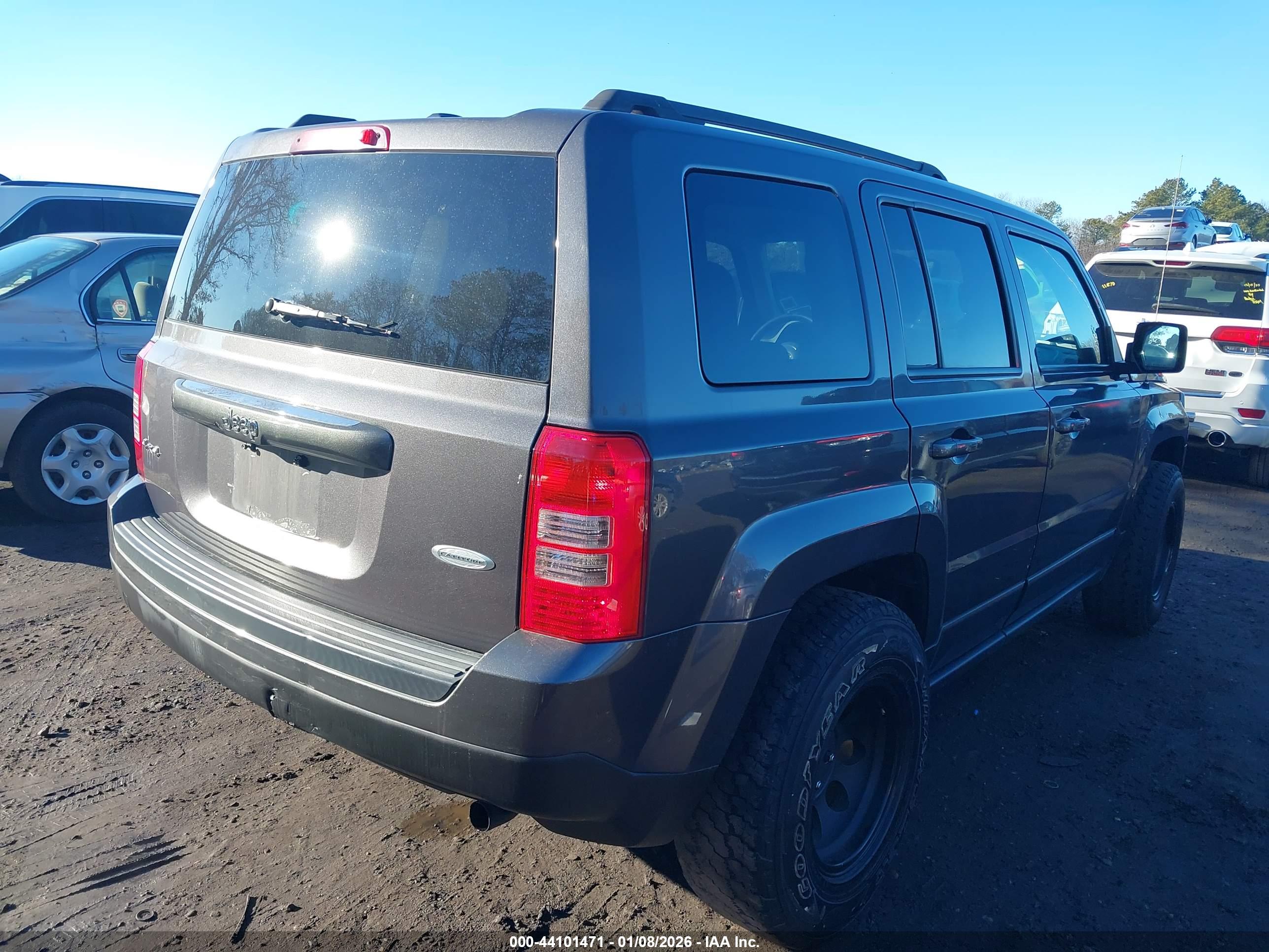 JEEP PATRIOT image 4