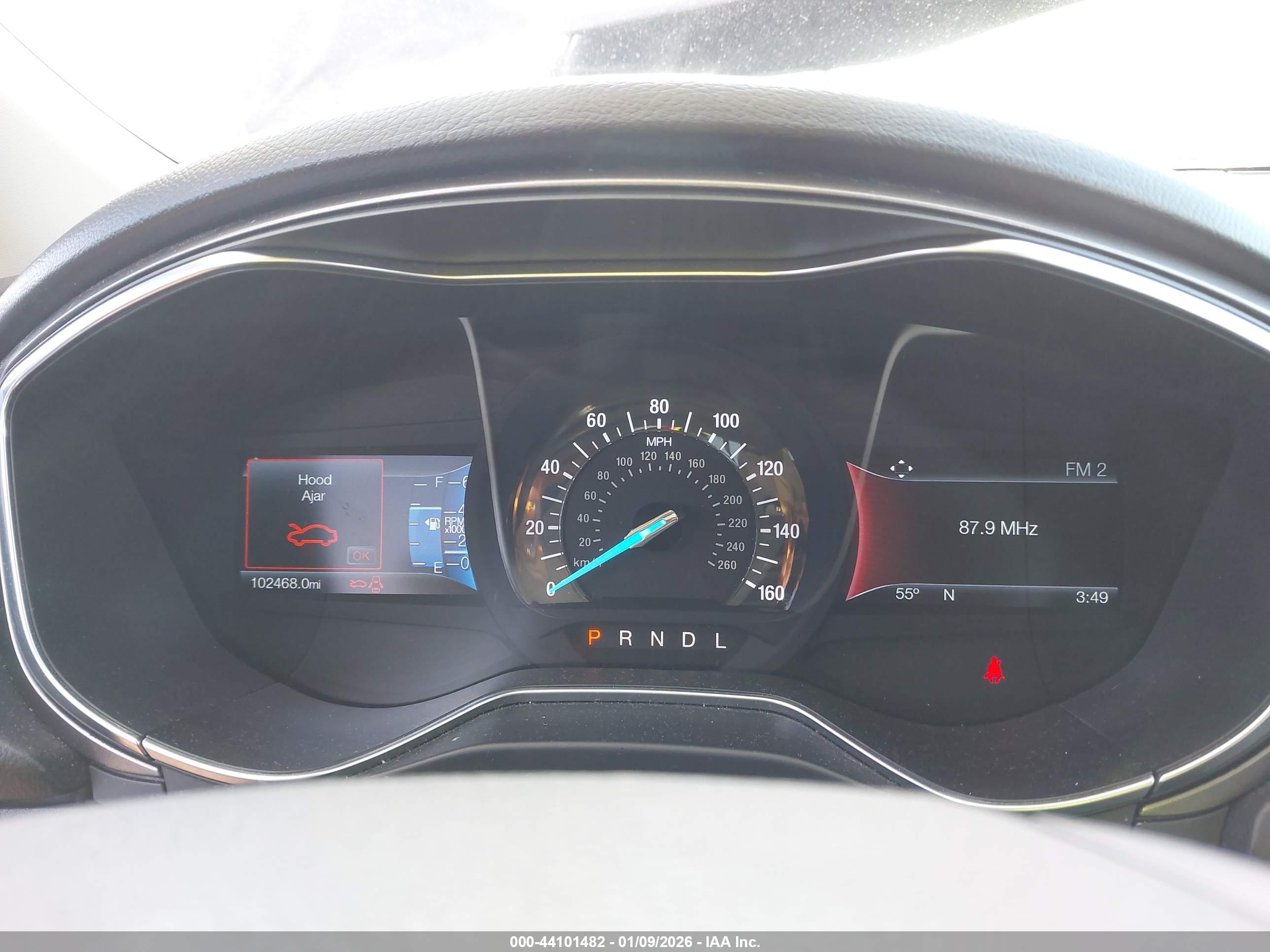 FORD FUSION image 7