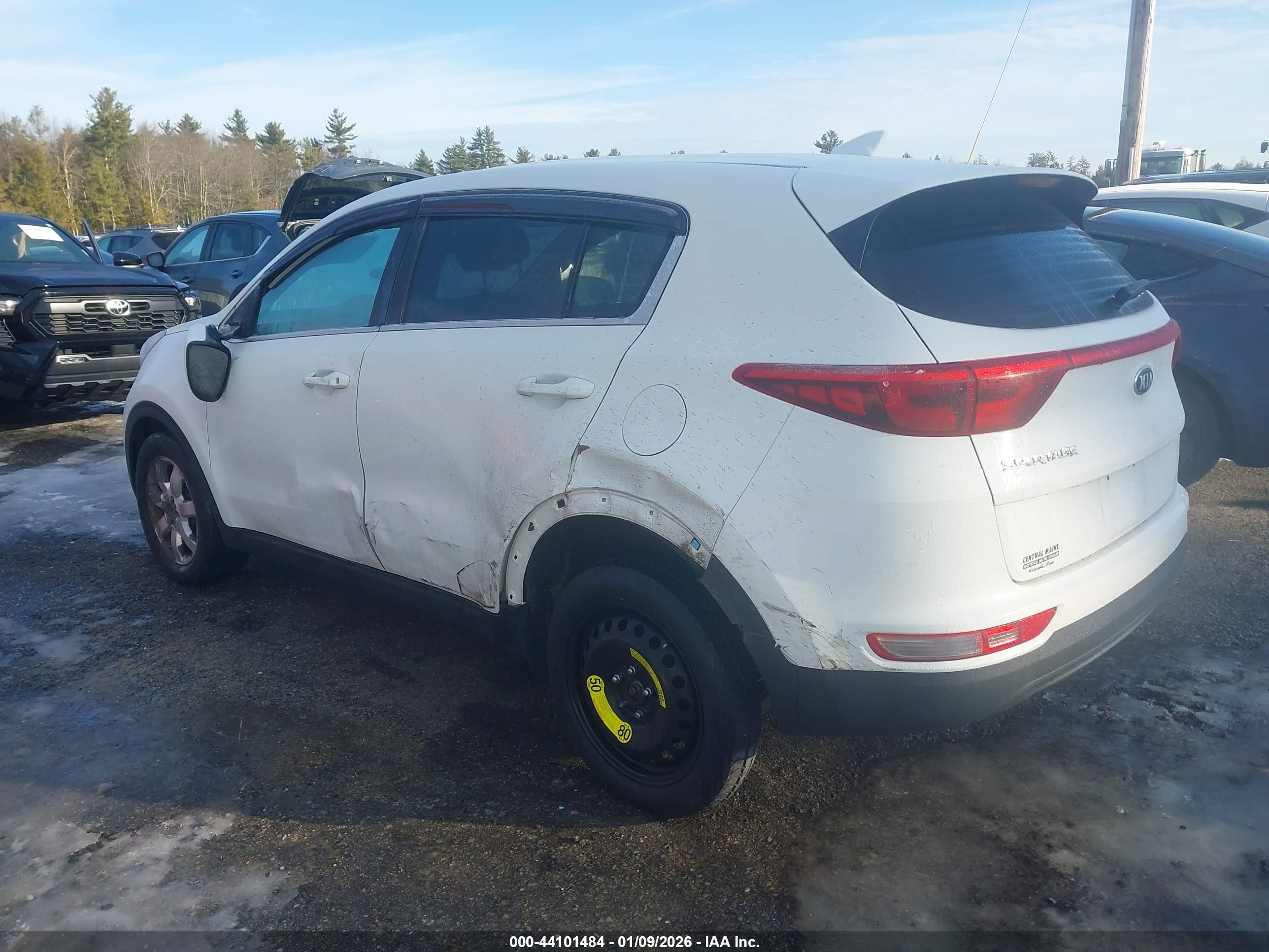 KIA SPORTAGE image 6