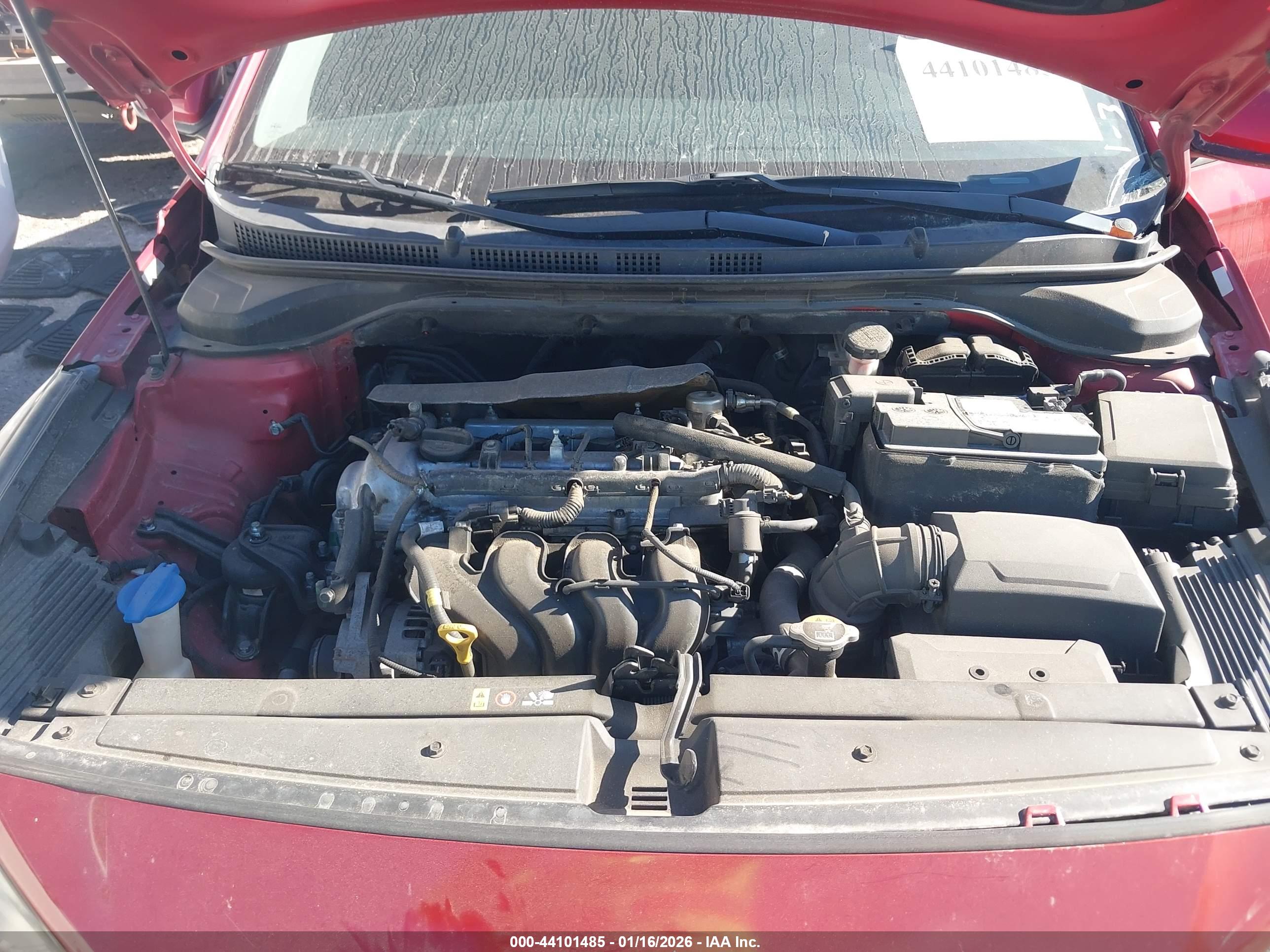 HYUNDAI ACCENT image 10