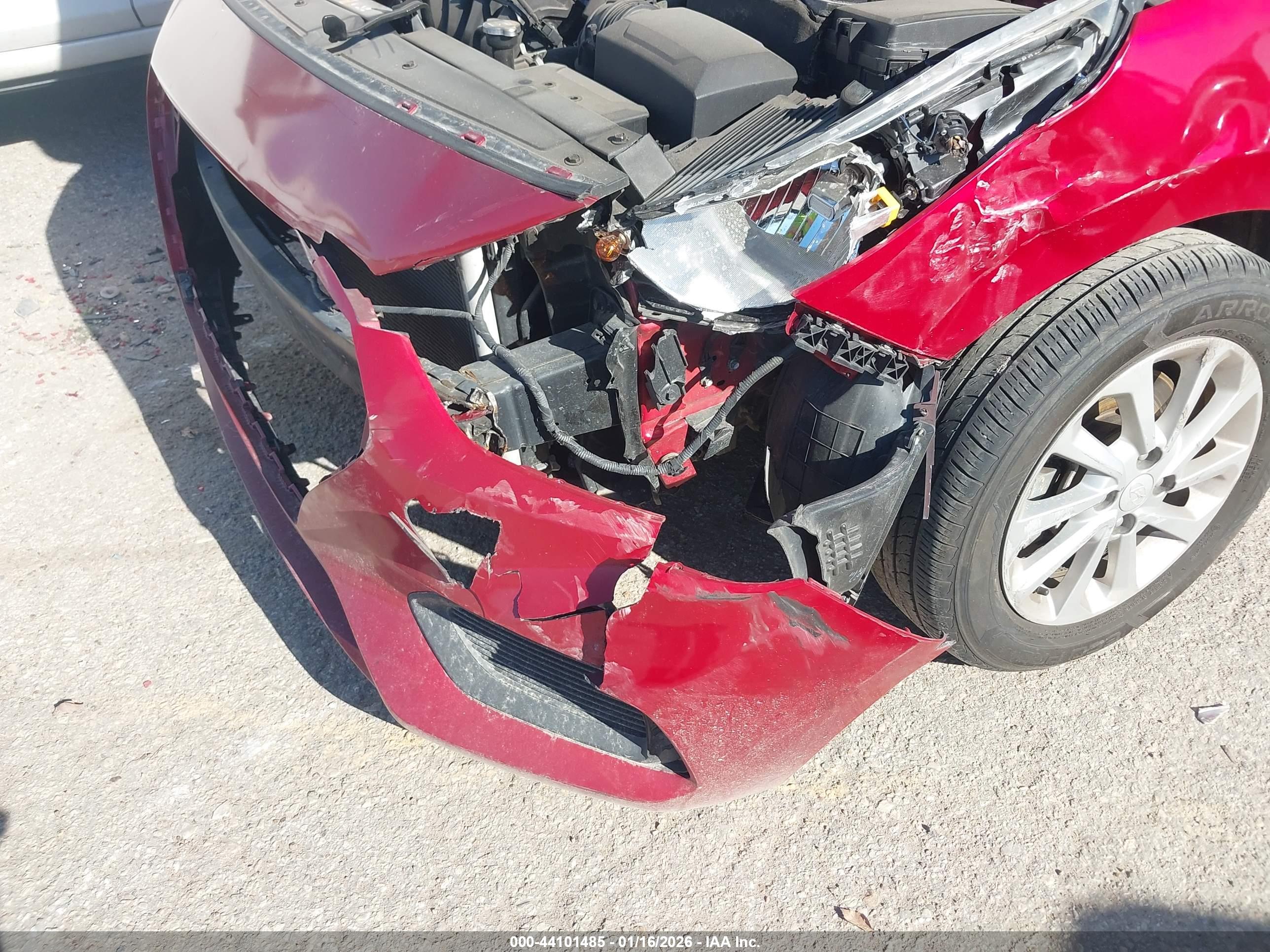 HYUNDAI ACCENT image 6