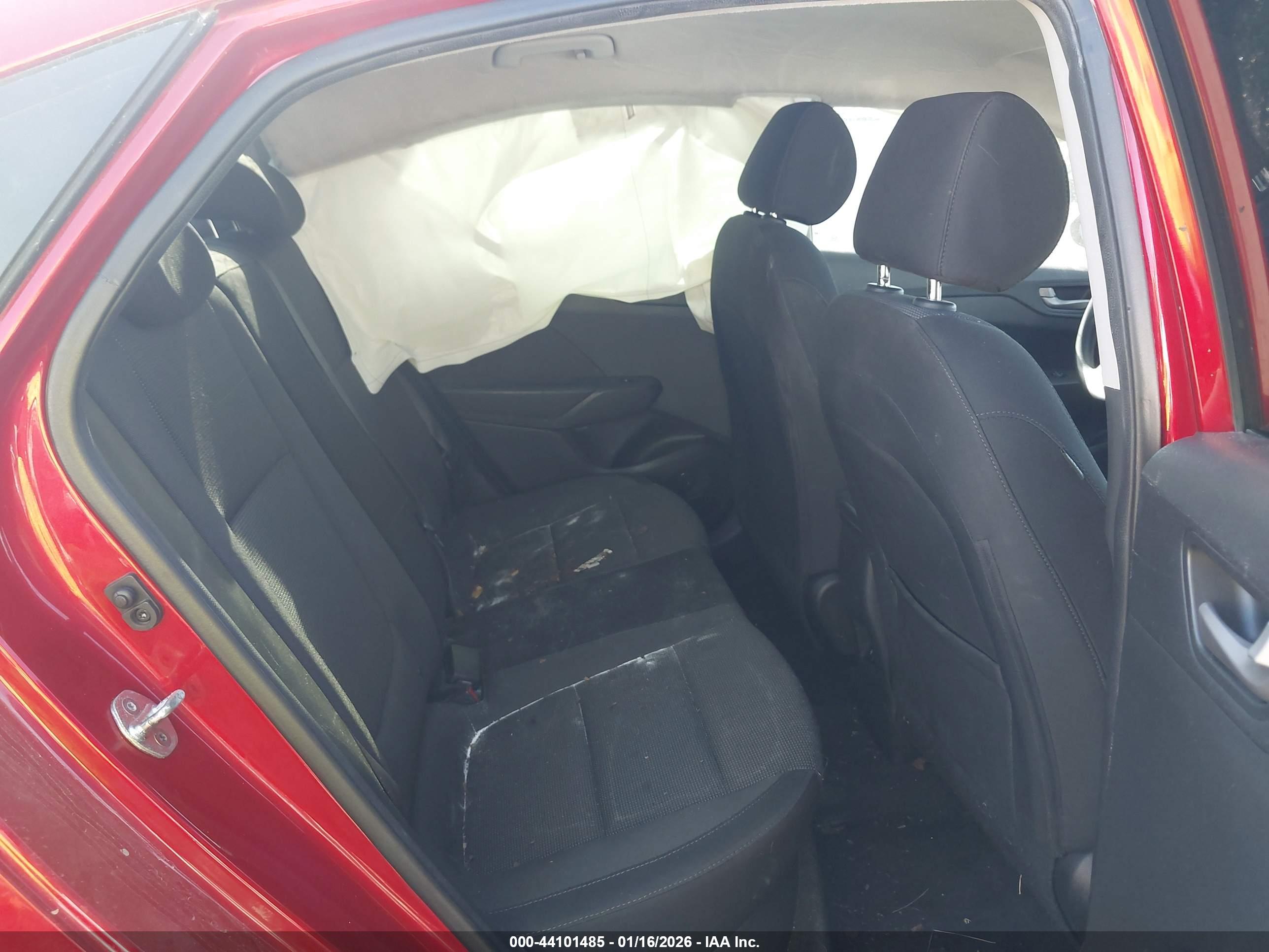 HYUNDAI ACCENT image 8