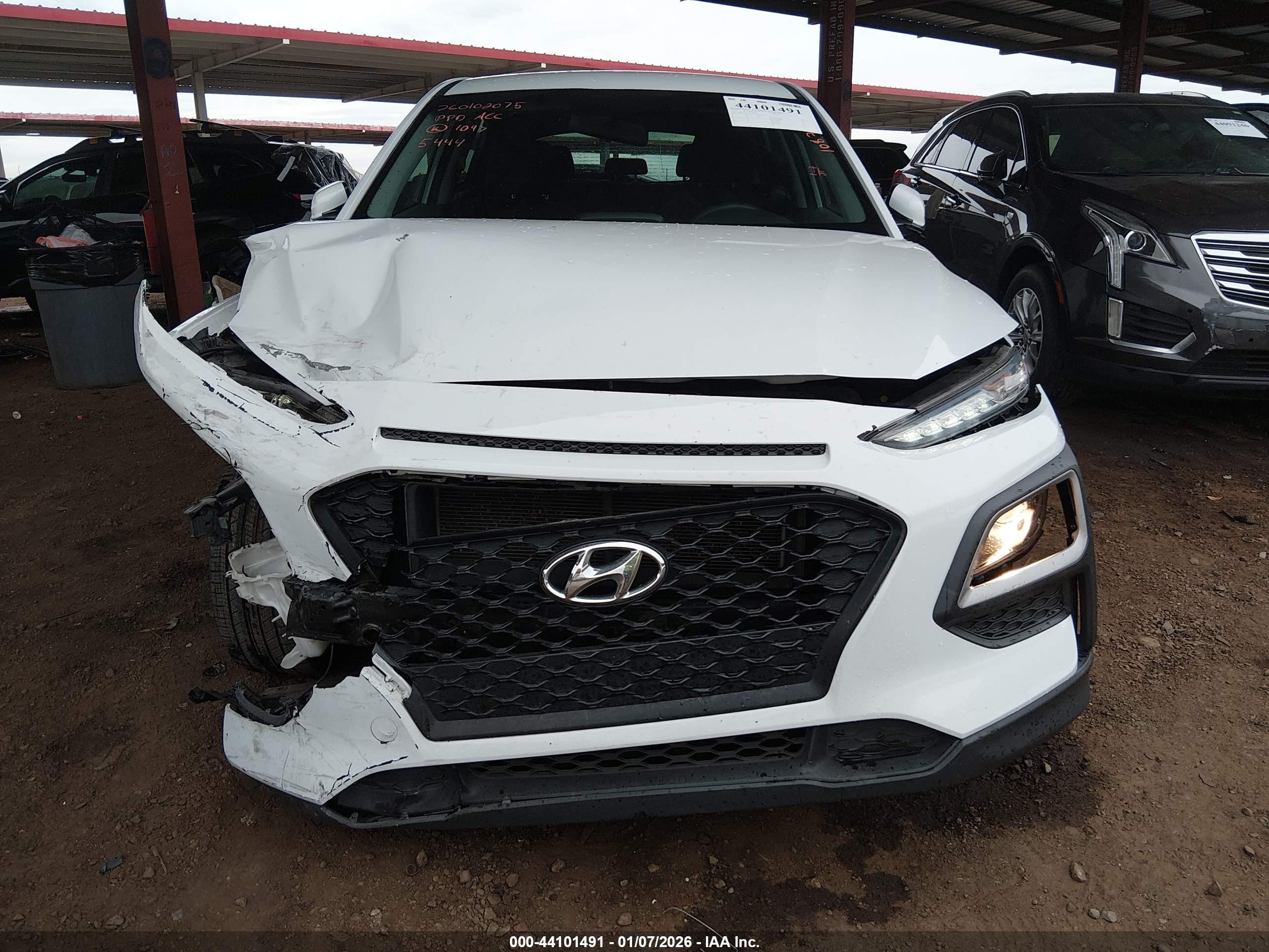 HYUNDAI KONA image 6