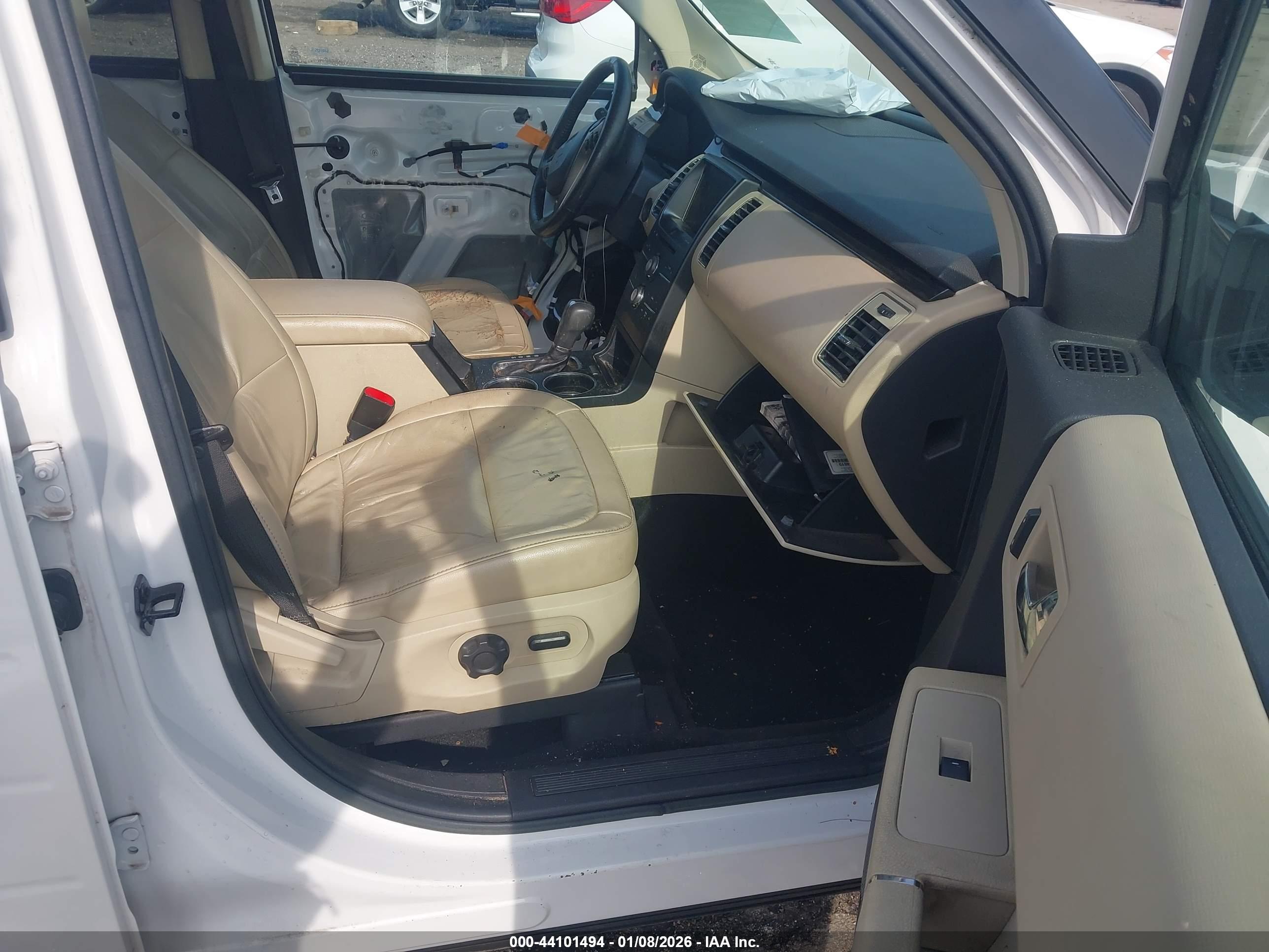 FORD FLEX image 5