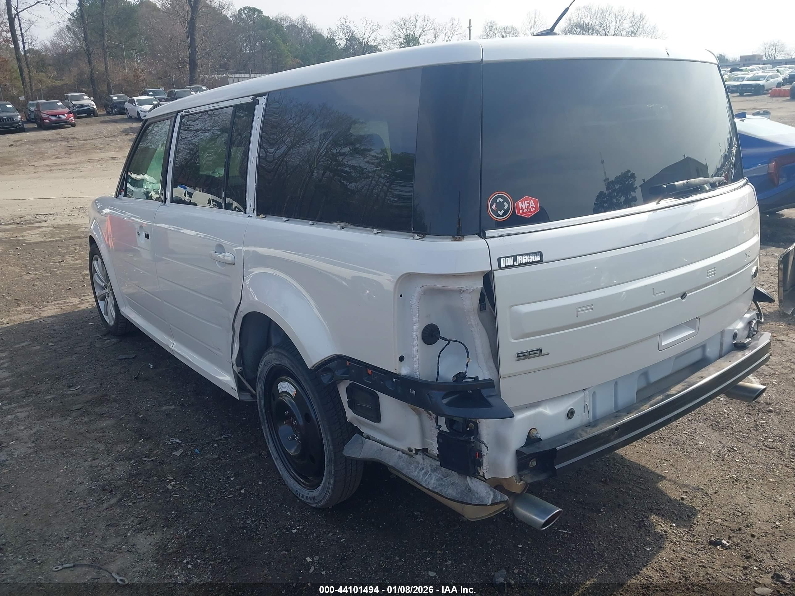 FORD FLEX image 6