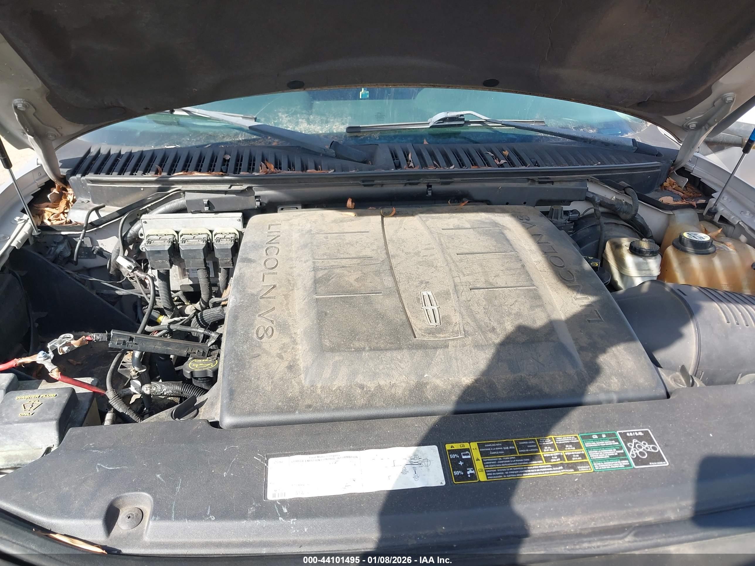 LINCOLN NAVIGATOR image 10