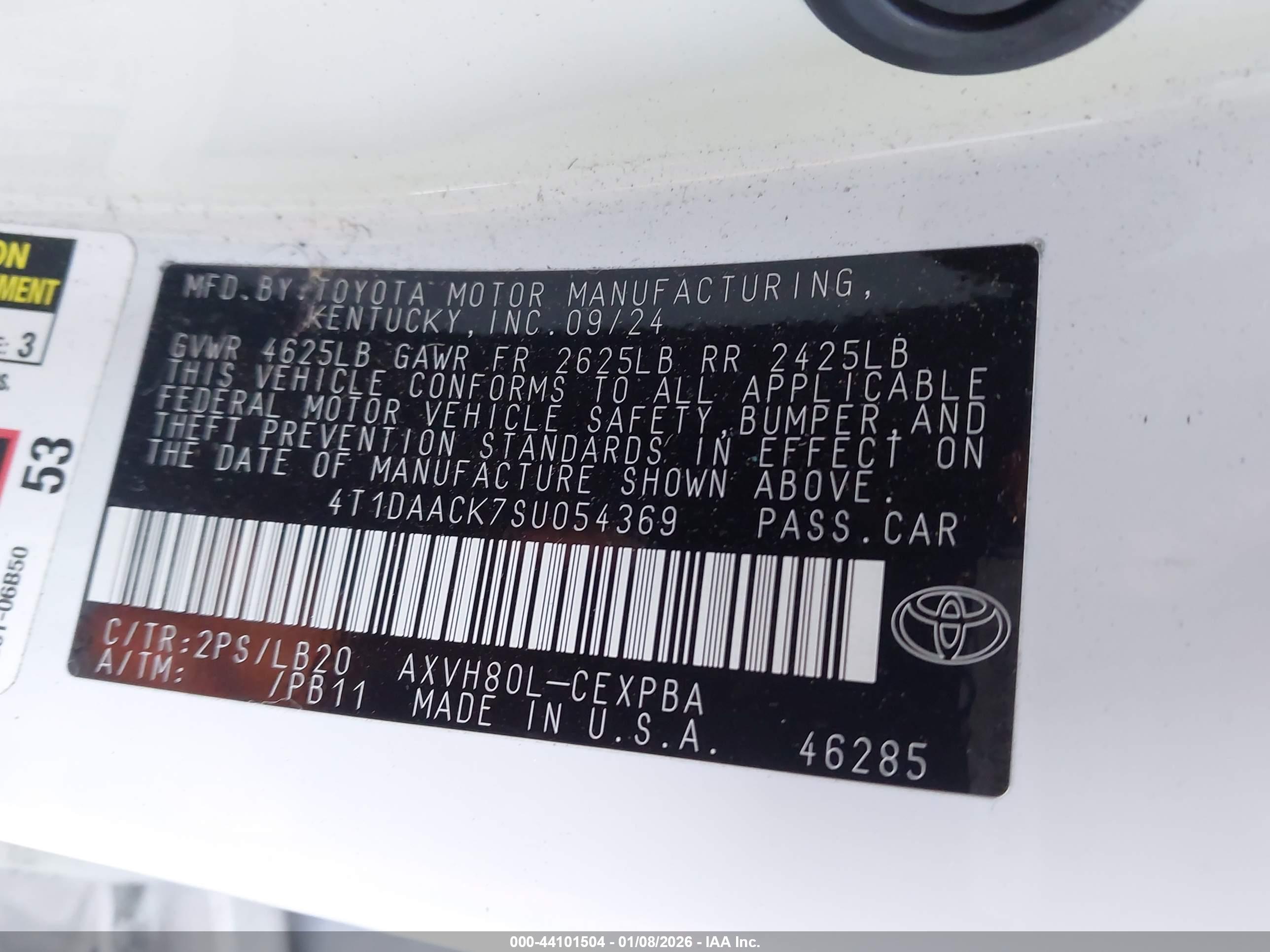 TOYOTA CAMRY image 9