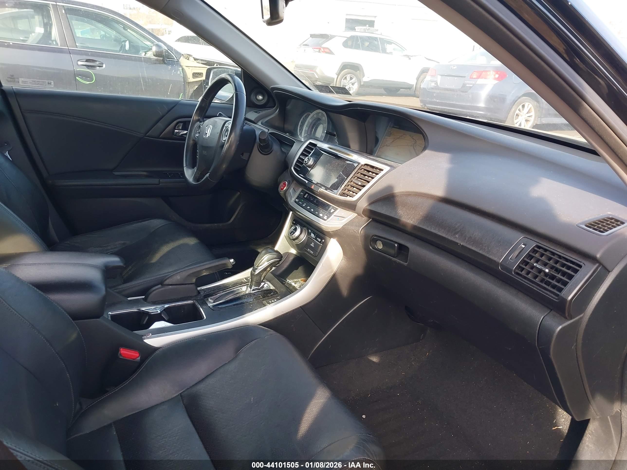 HONDA ACCORD image 5
