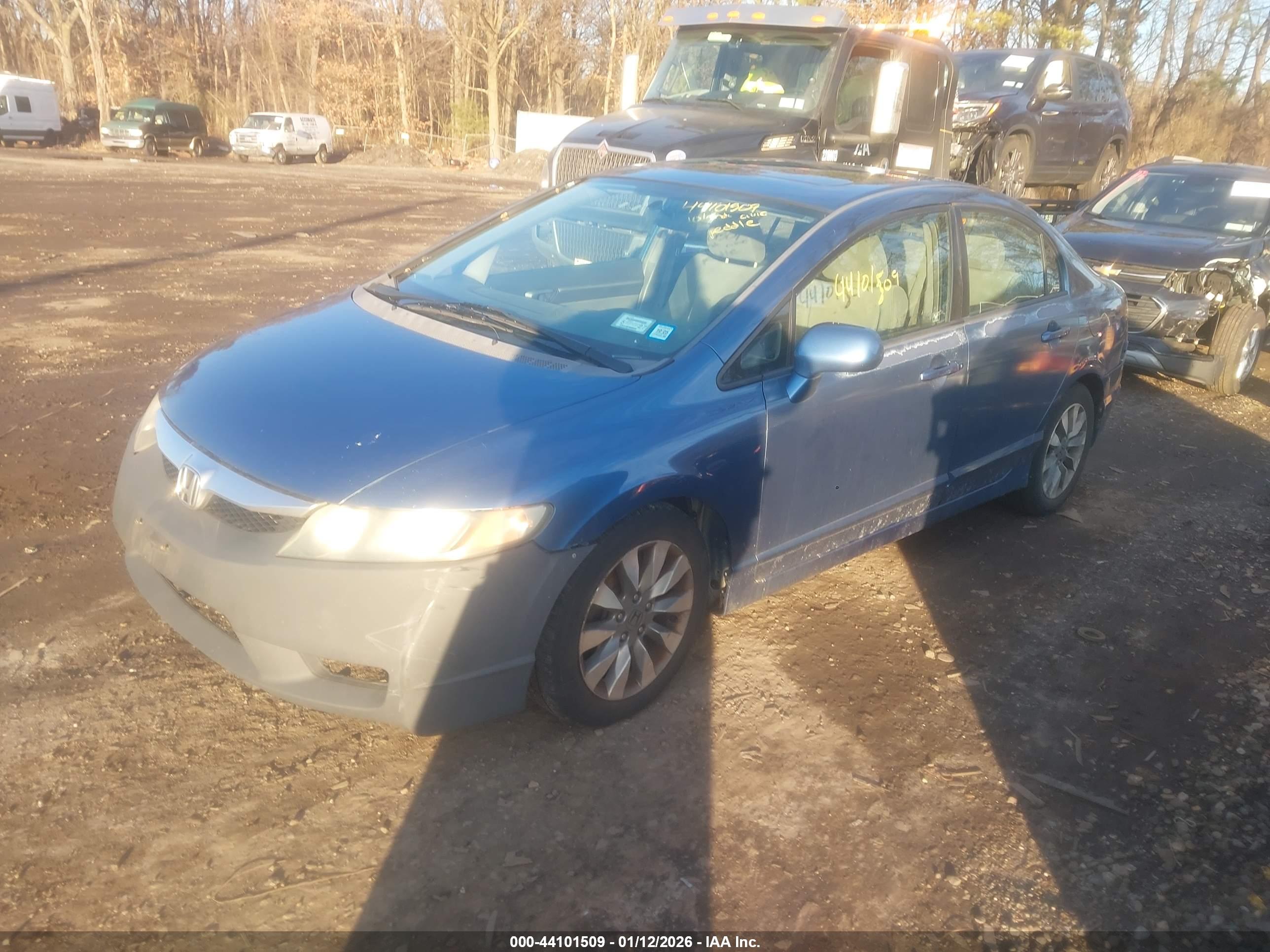HONDA CIVIC image 2