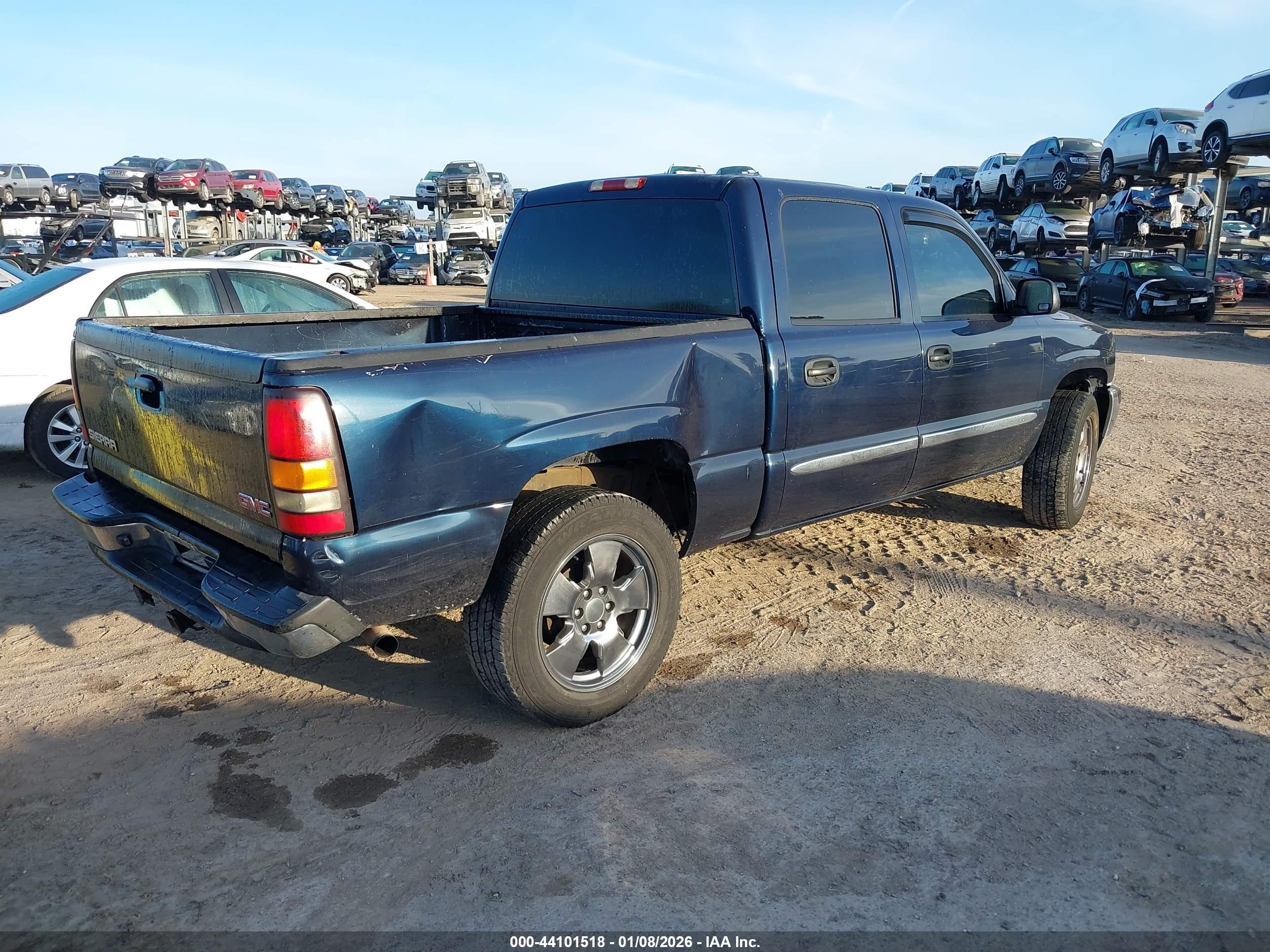 GMC SIERRA image 4
