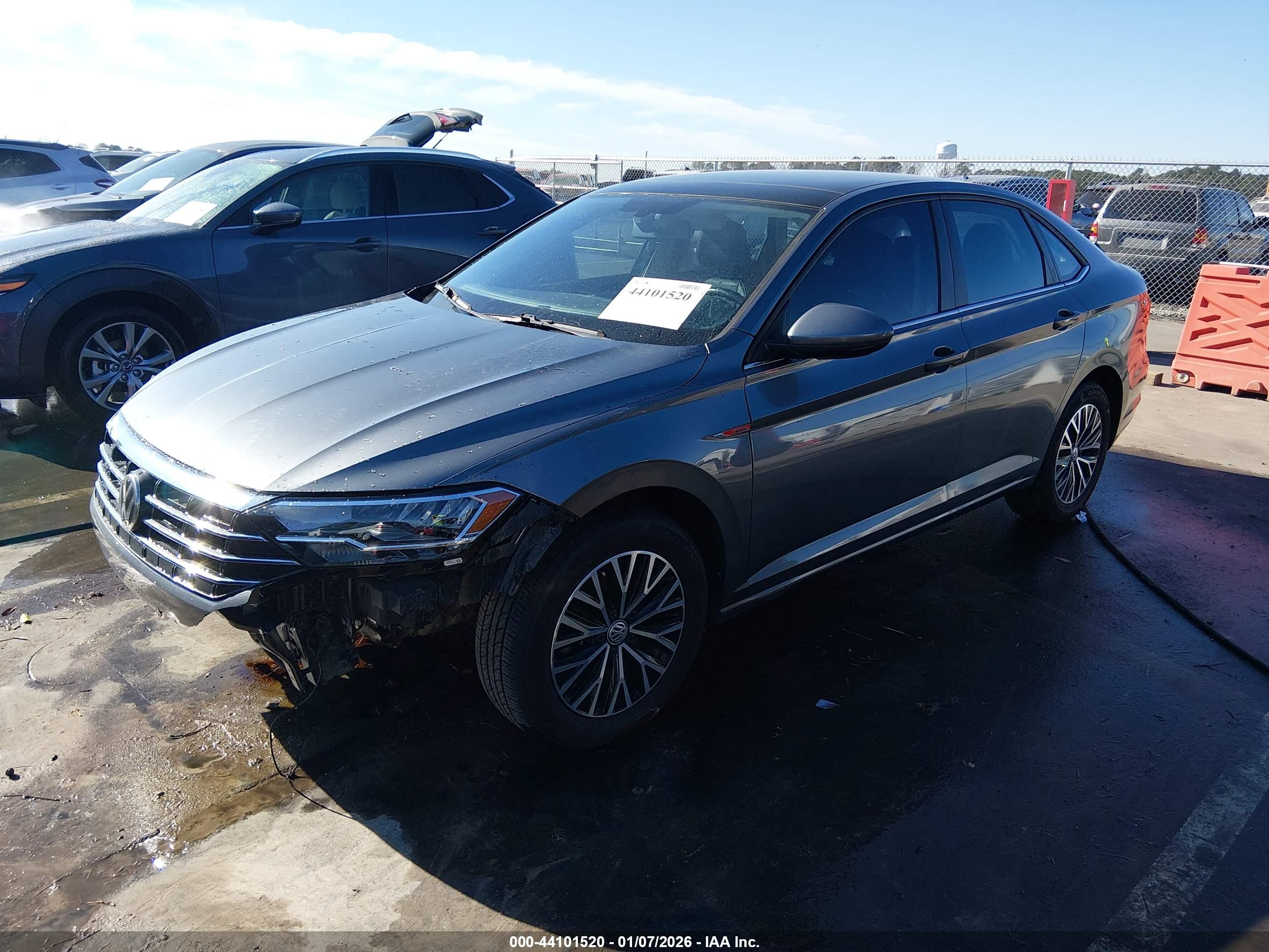 VOLKSWAGEN JETTA image 2