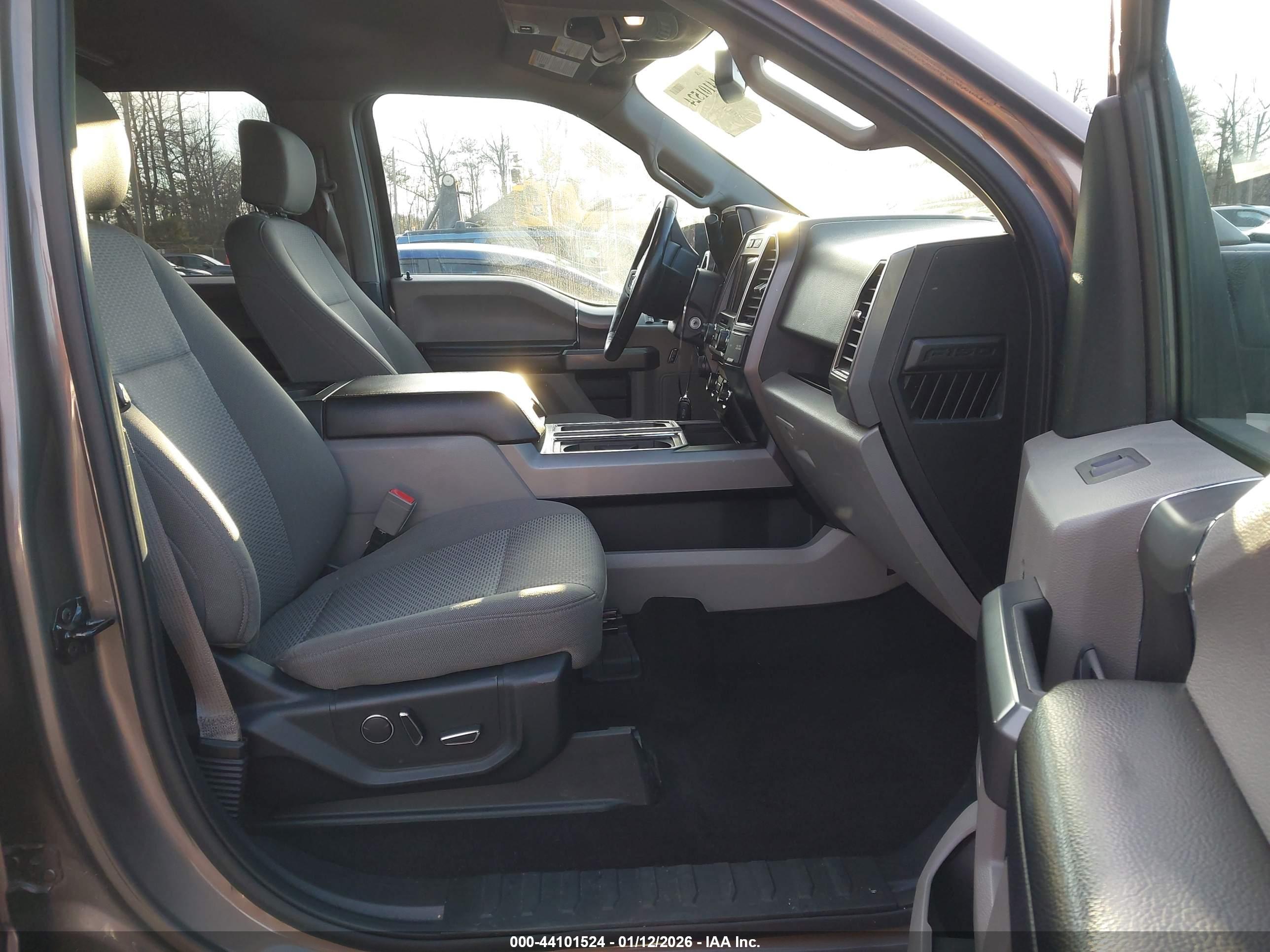 FORD F-150 image 5