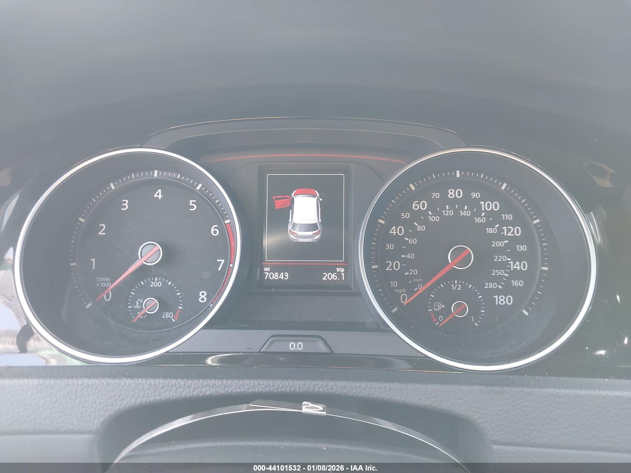 VOLKSWAGEN GOLF image 7