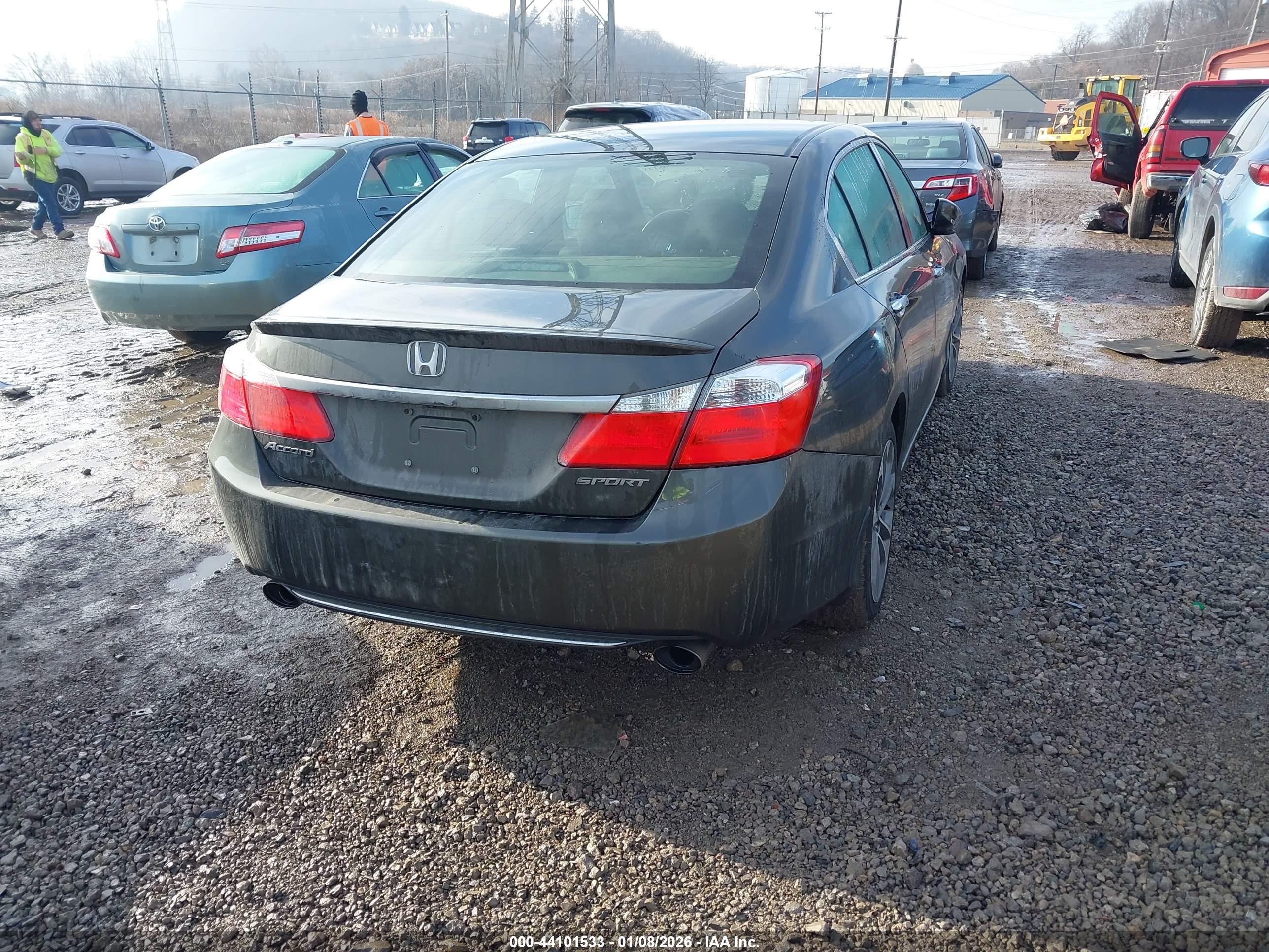 HONDA ACCORD image 4