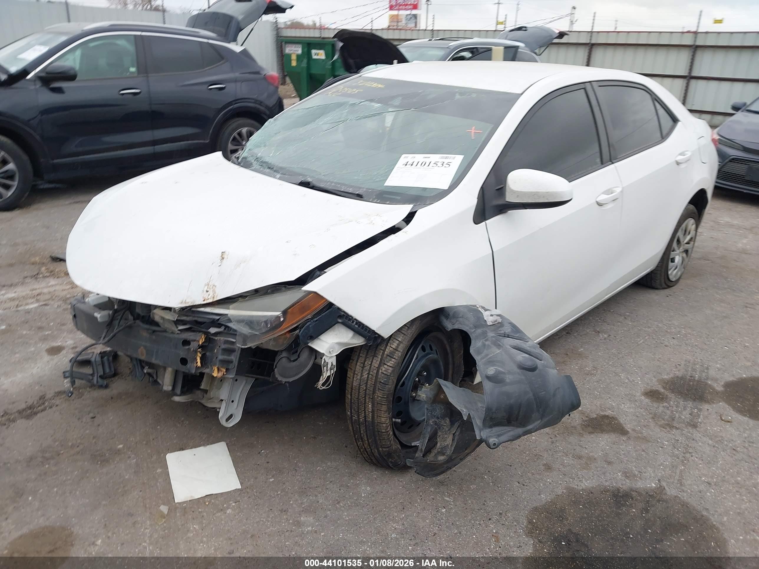 TOYOTA COROLLA image 2