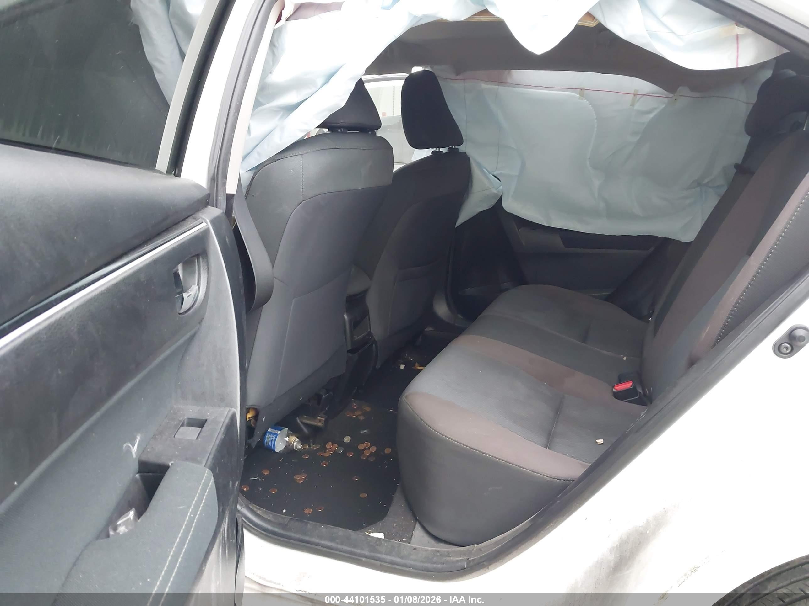 TOYOTA COROLLA image 8