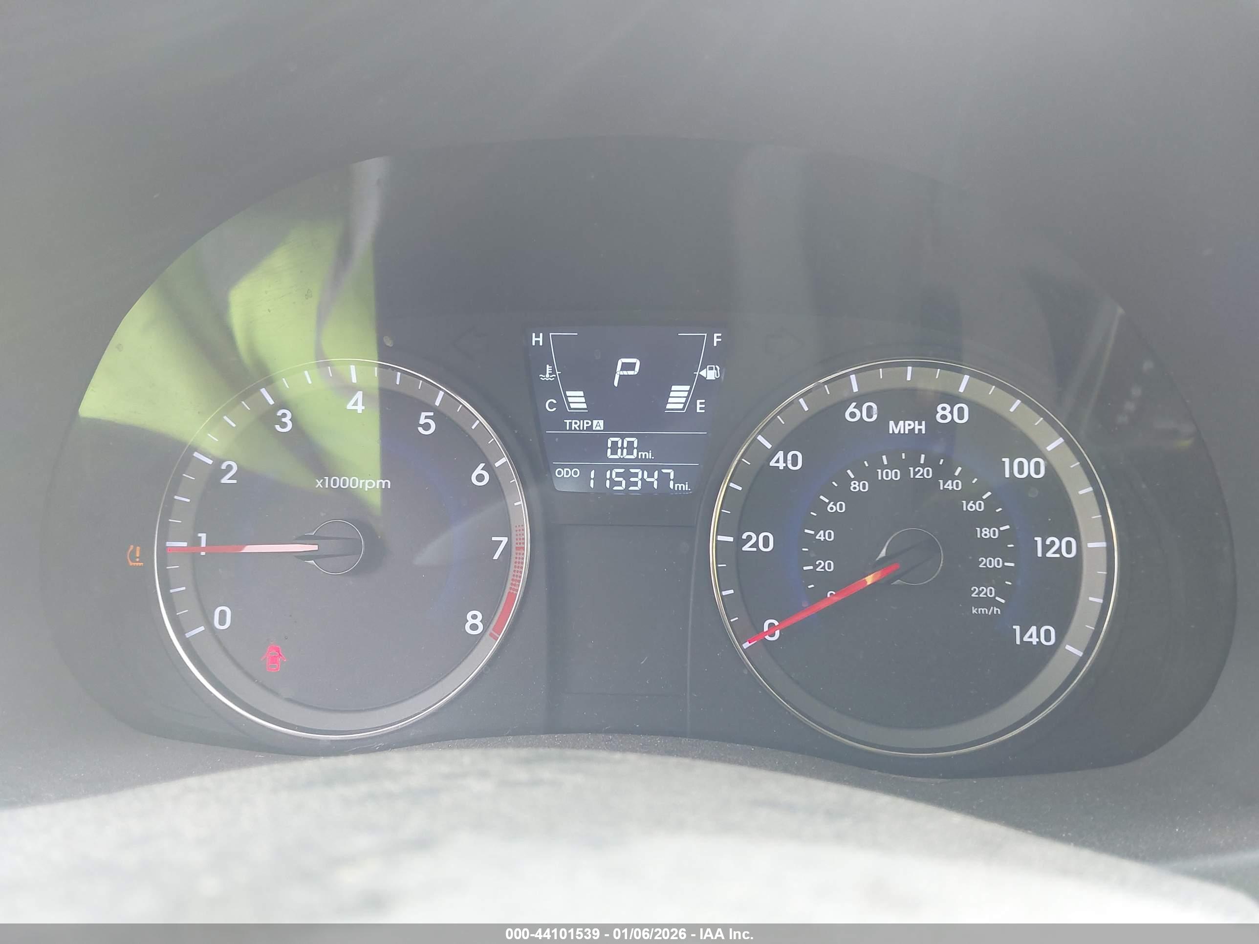 HYUNDAI ACCENT image 7