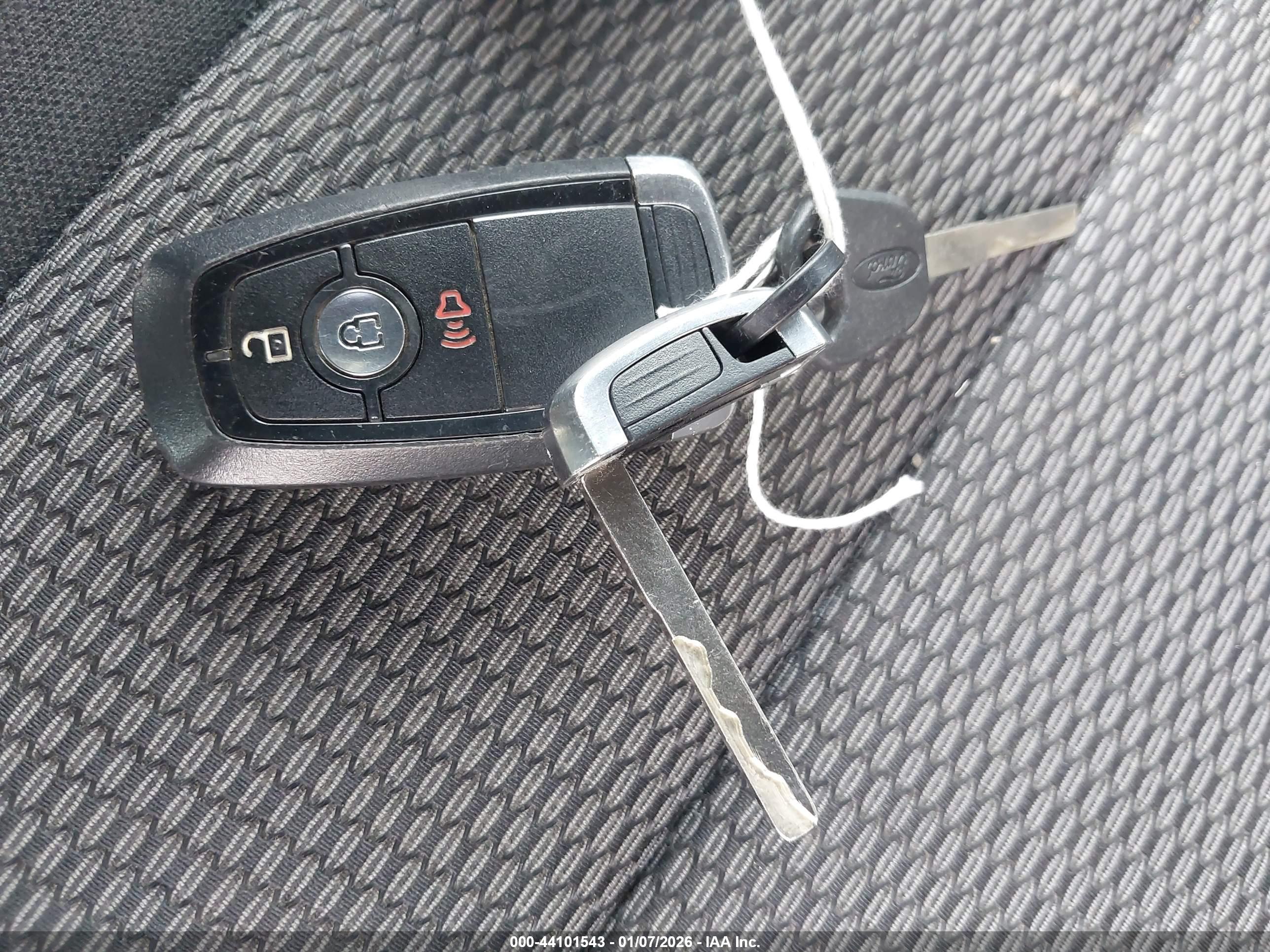 FORD EXPLORER image 11