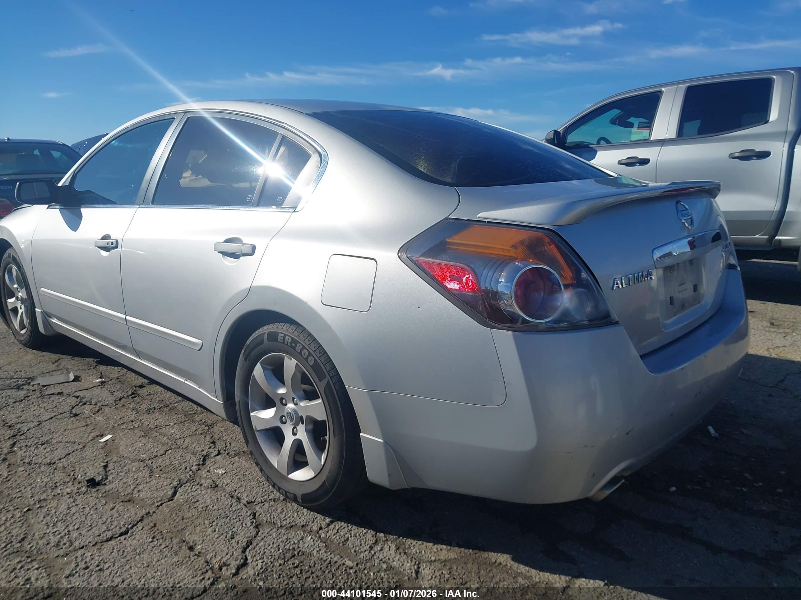 NISSAN ALTIMA image 3
