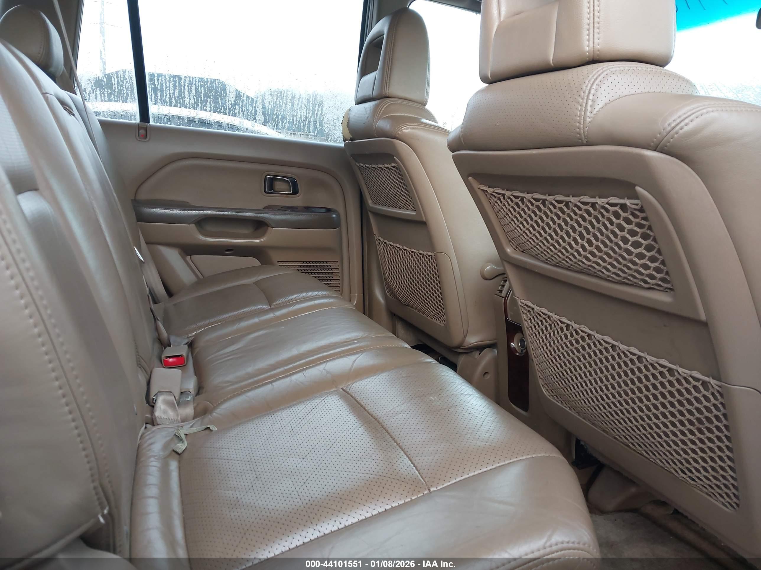 HONDA PILOT image 8