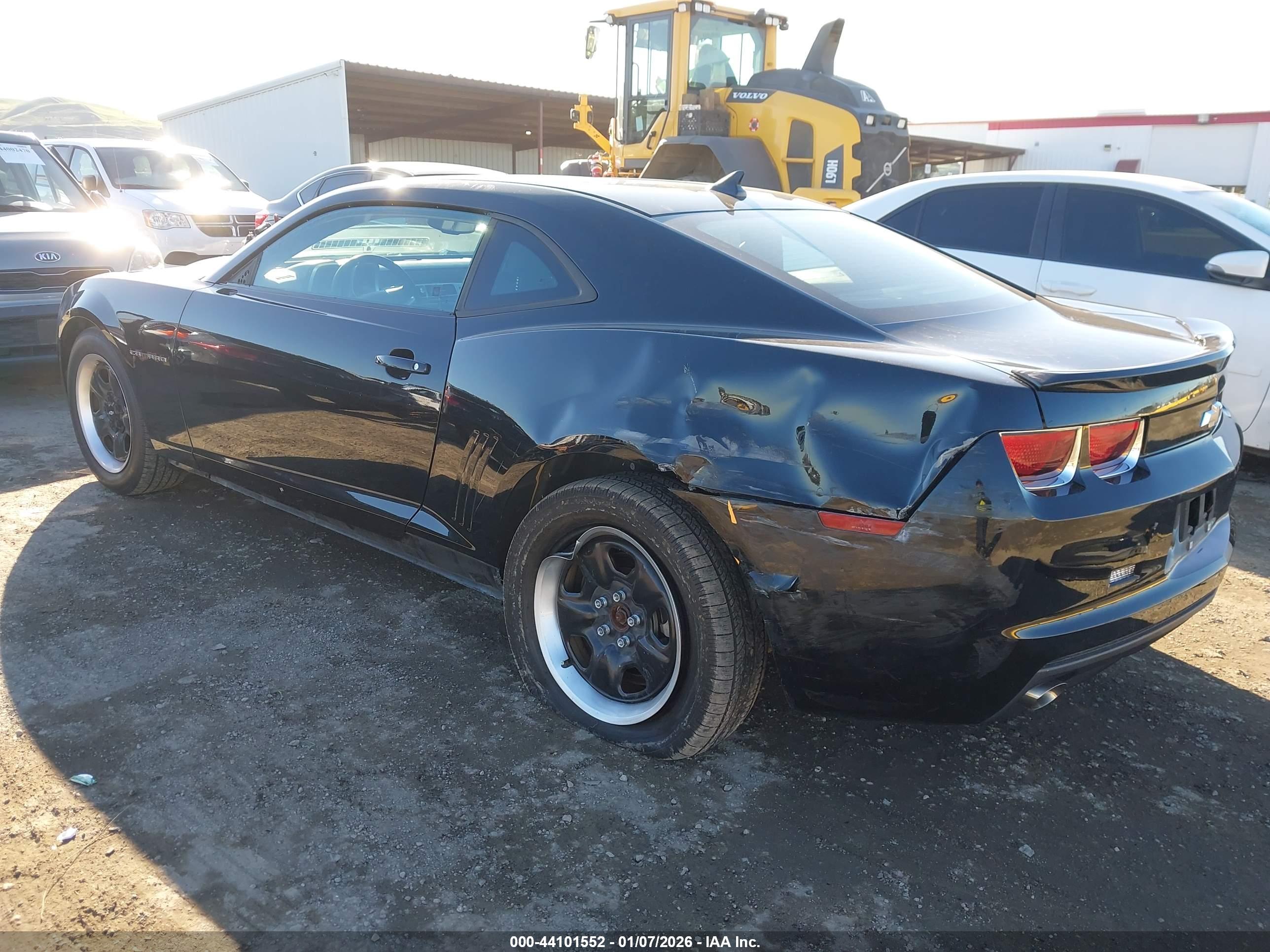 CHEVROLET CAMARO image 3