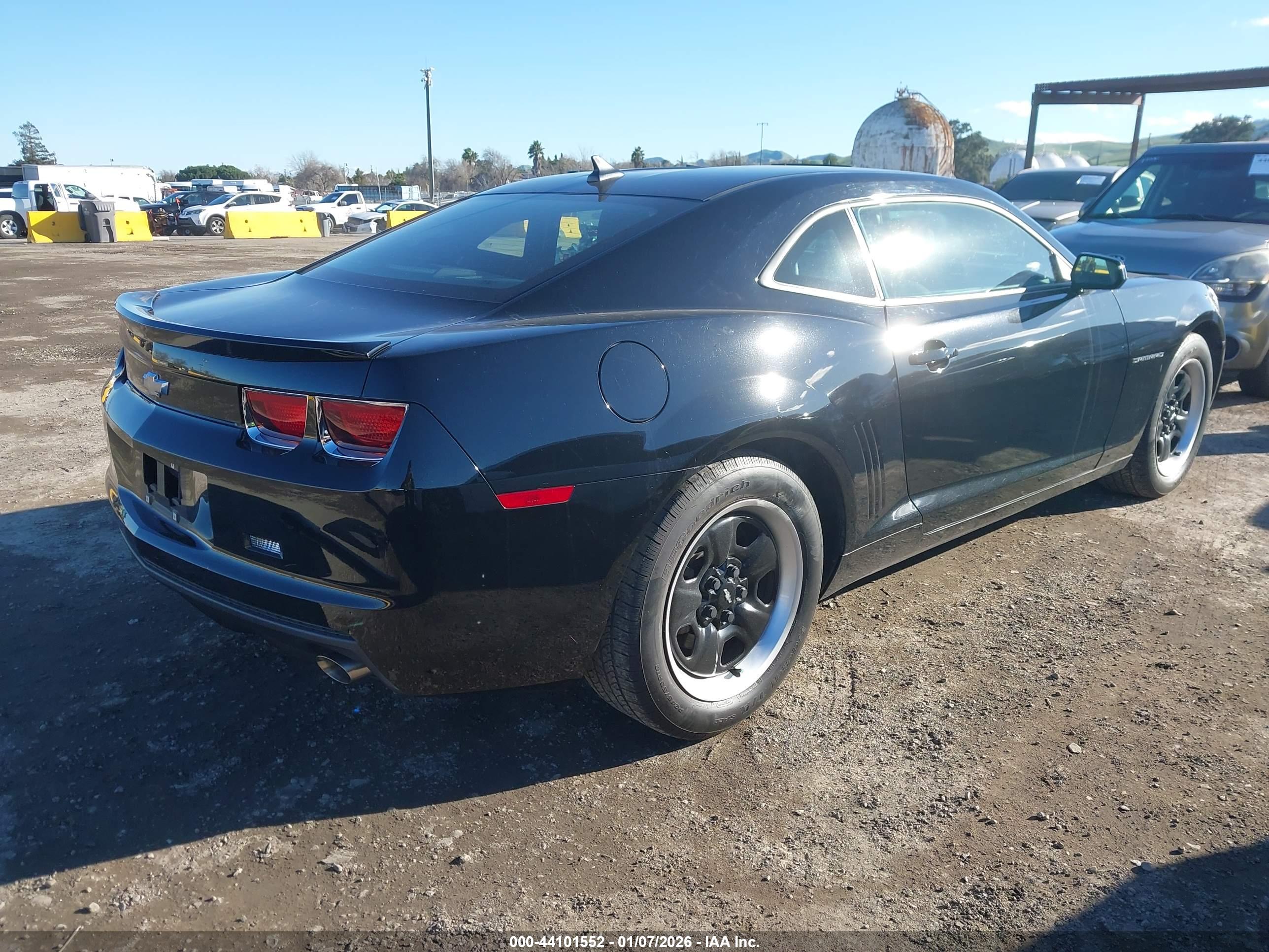 CHEVROLET CAMARO image 4