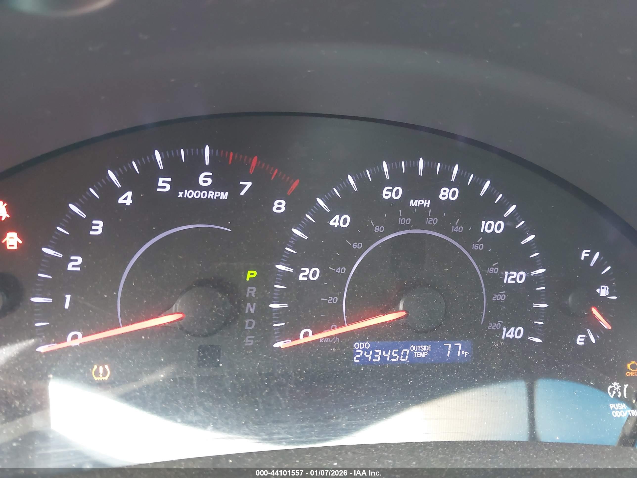 TOYOTA CAMRY image 7