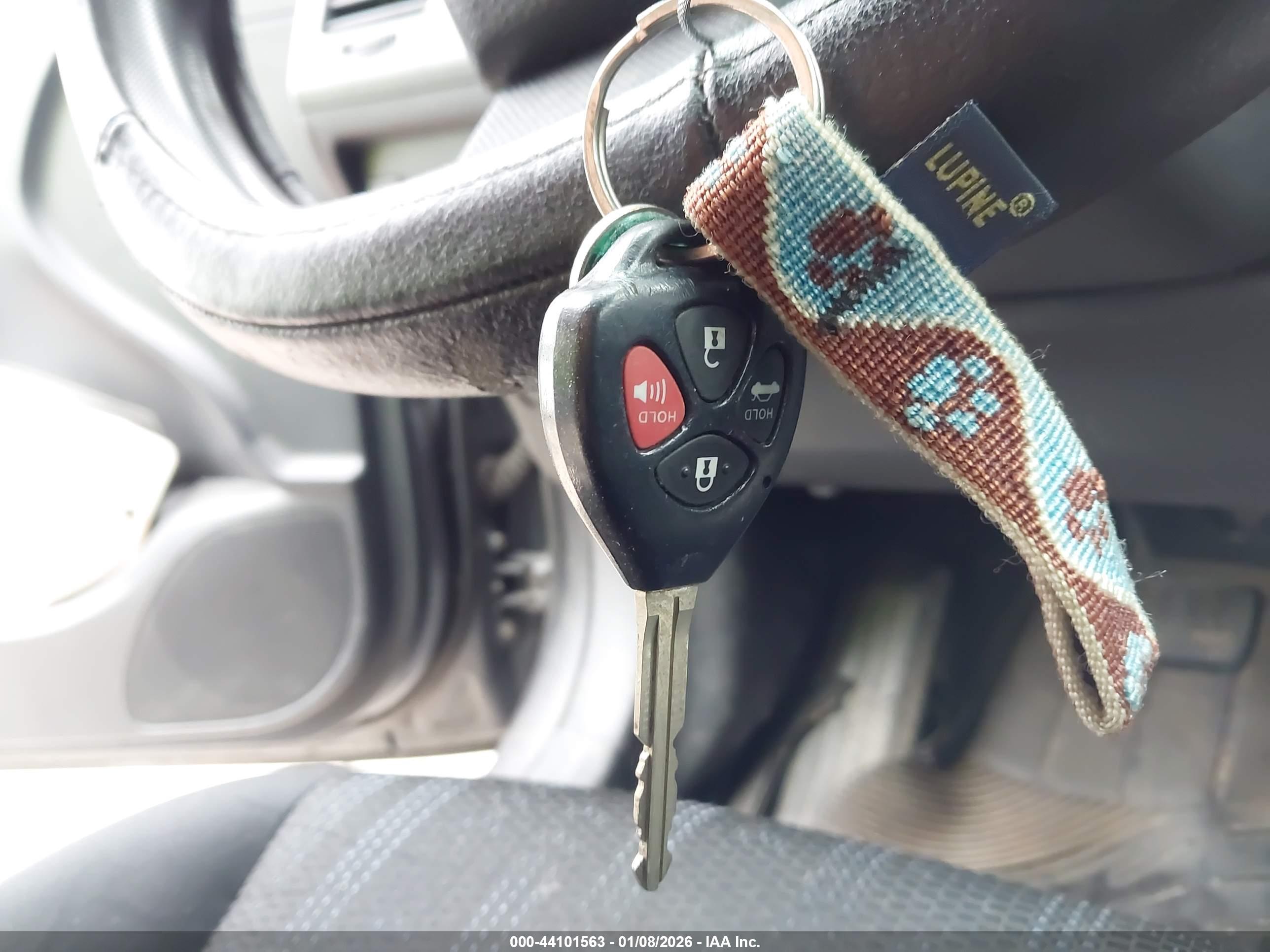 TOYOTA COROLLA image 11
