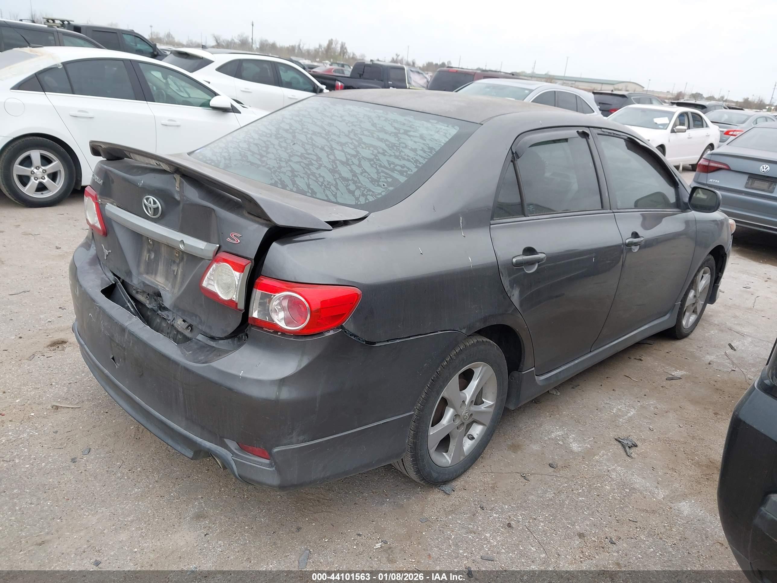TOYOTA COROLLA image 4