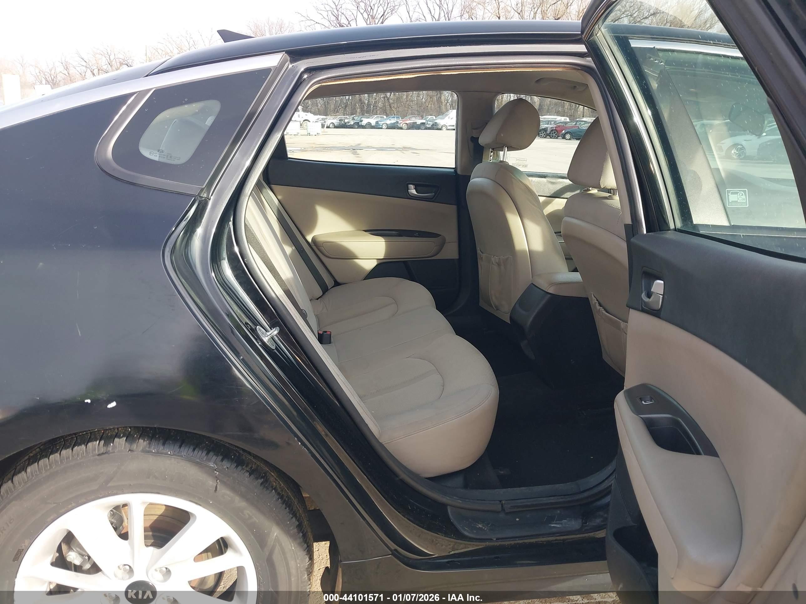 KIA OPTIMA image 8