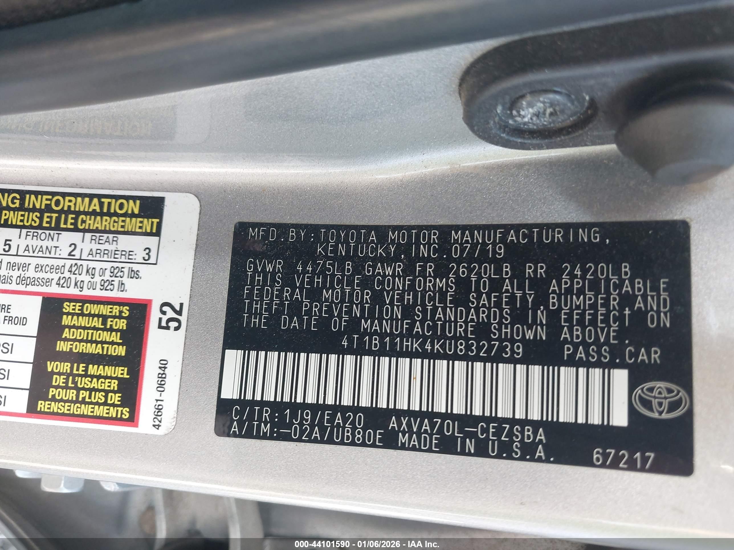 TOYOTA CAMRY image 9