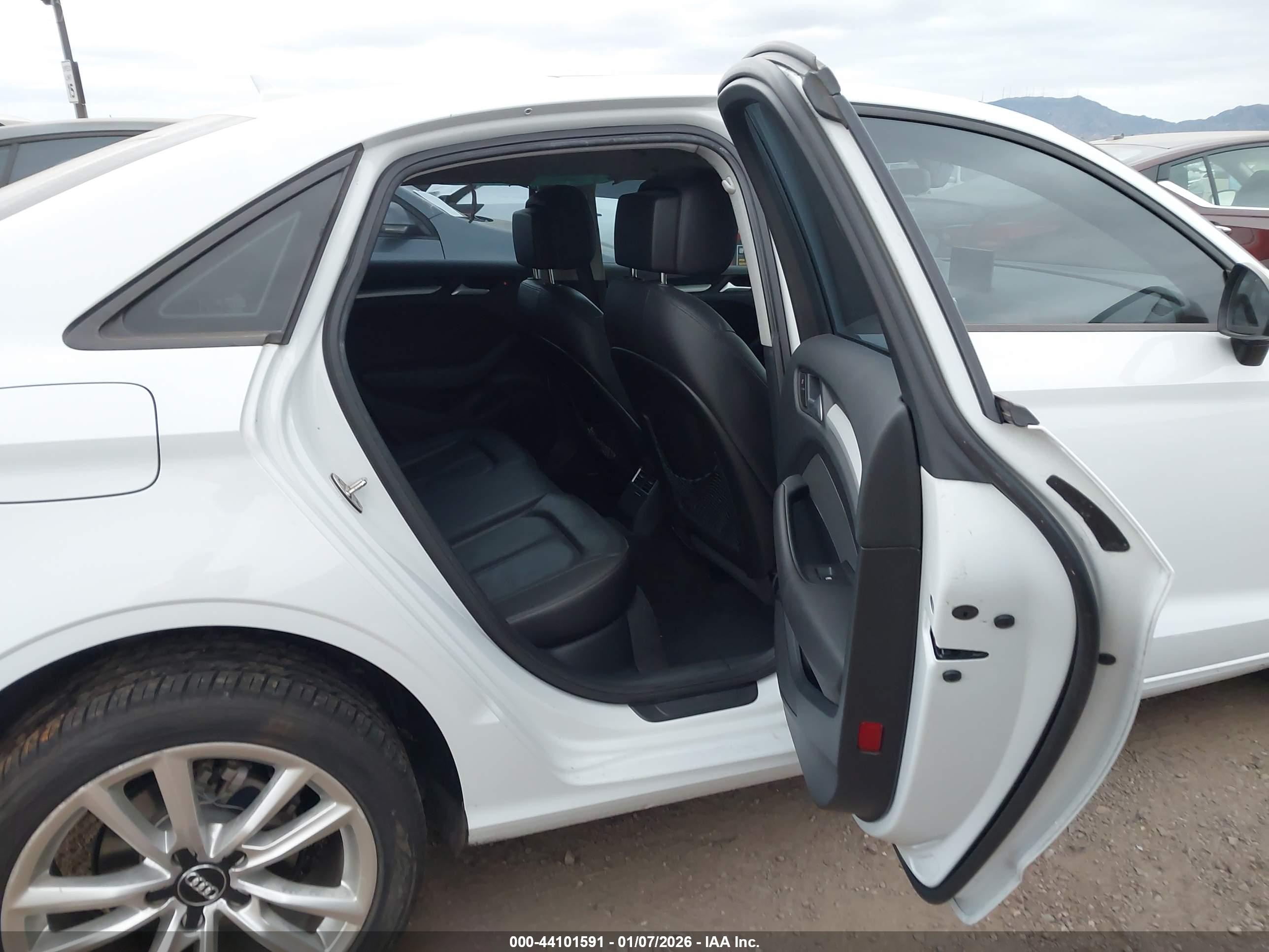 AUDI A3 image 8