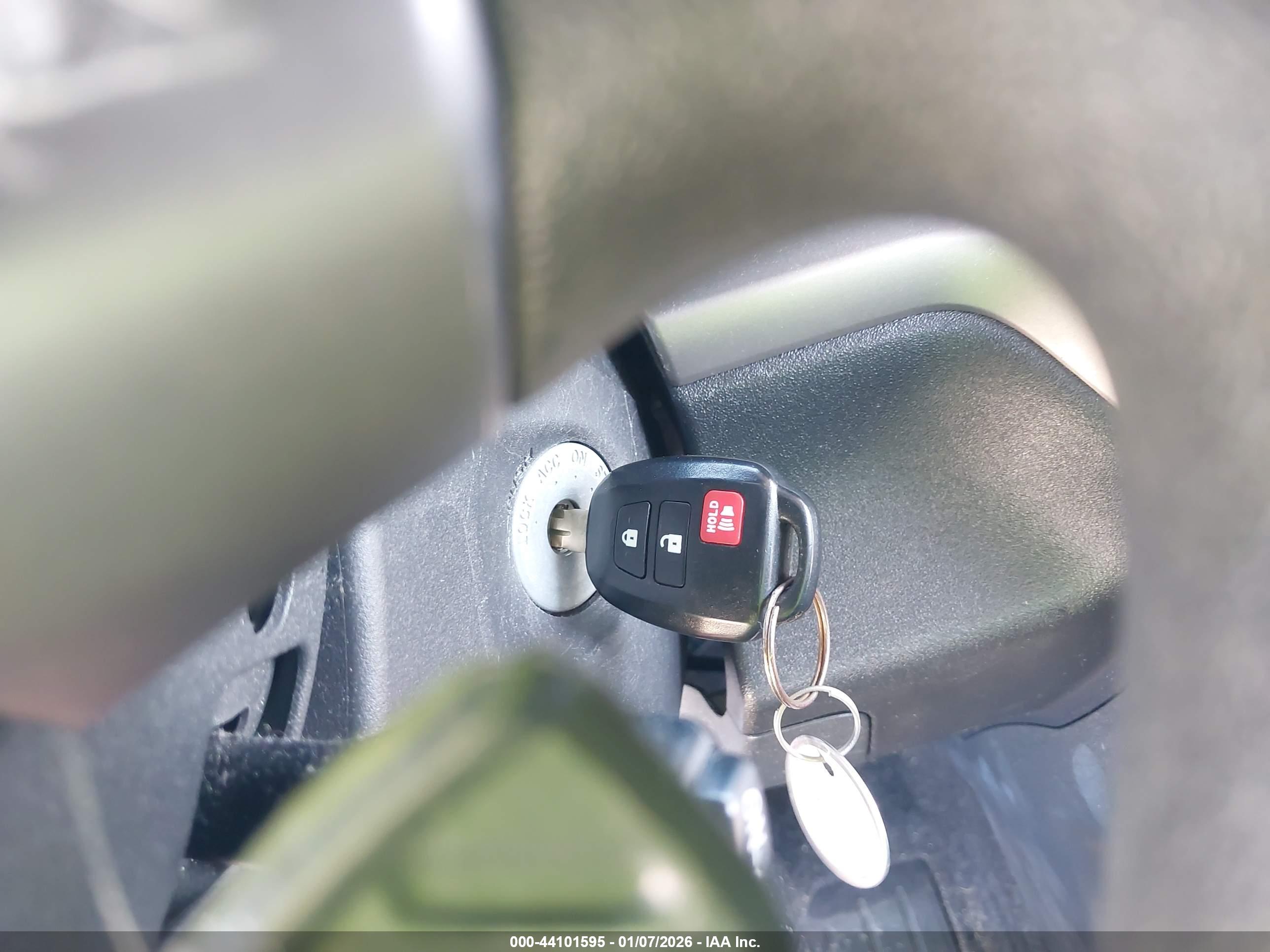 SCION XB image 11